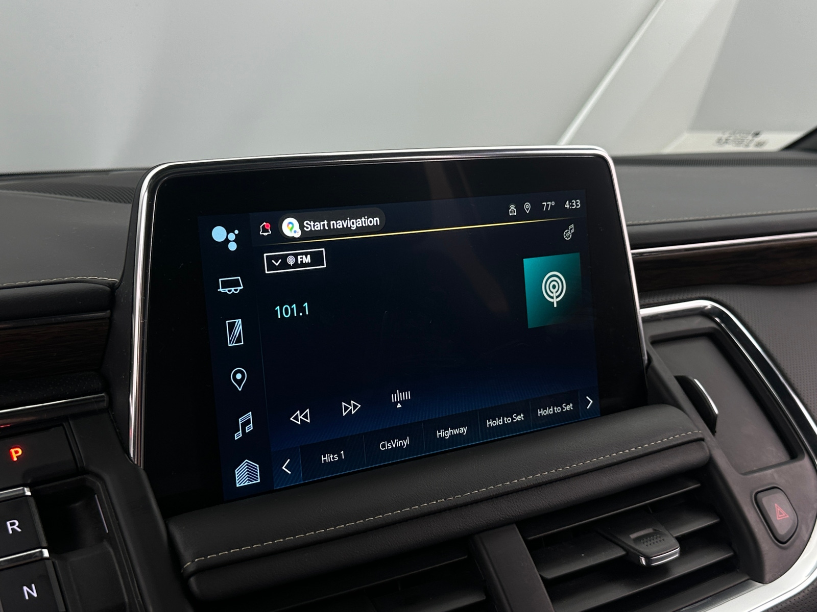 Thumbnail: 2023 Chevrolet Tahoe - 3