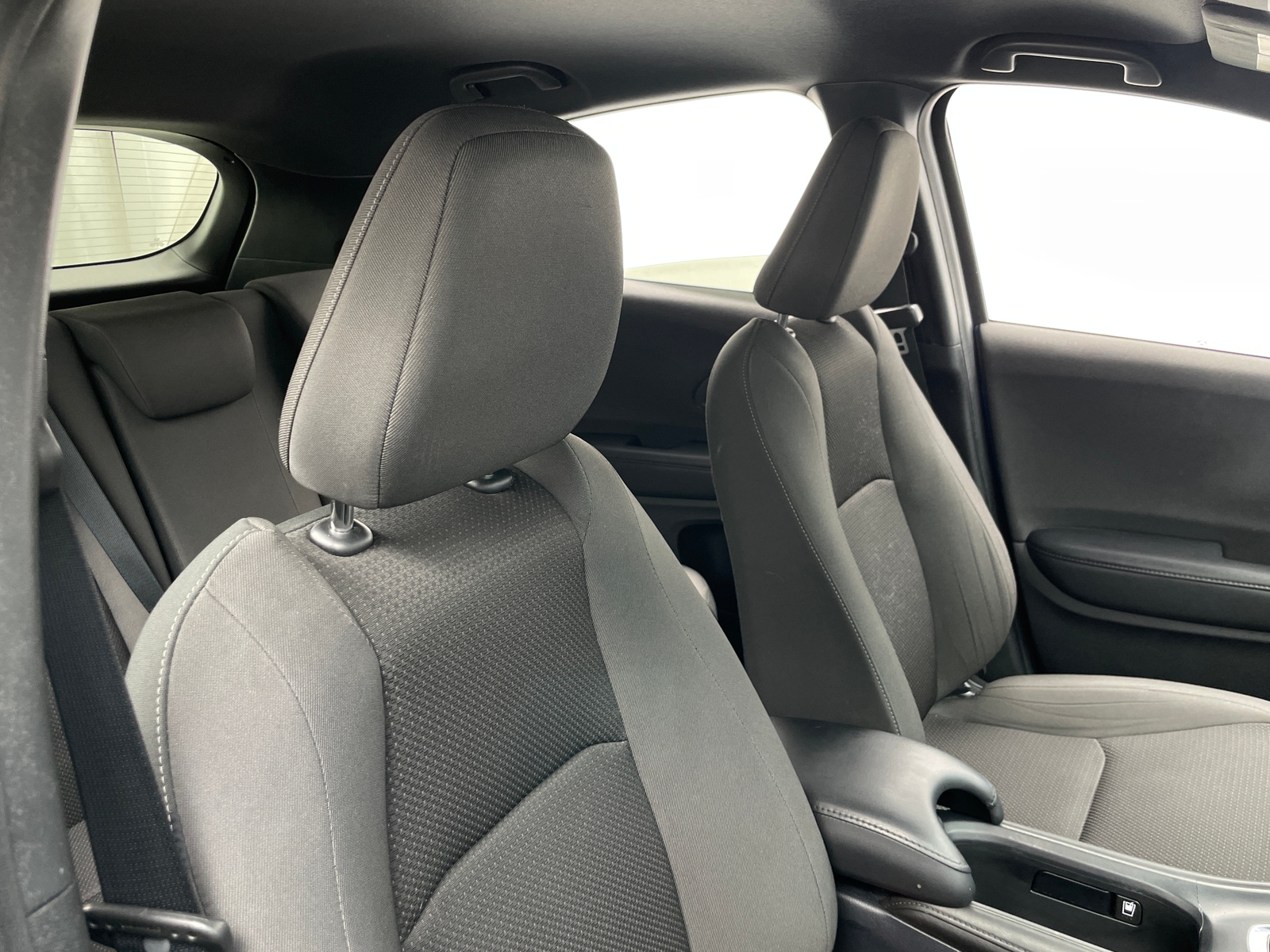 Thumbnail: 2022 Honda HR-V - 2