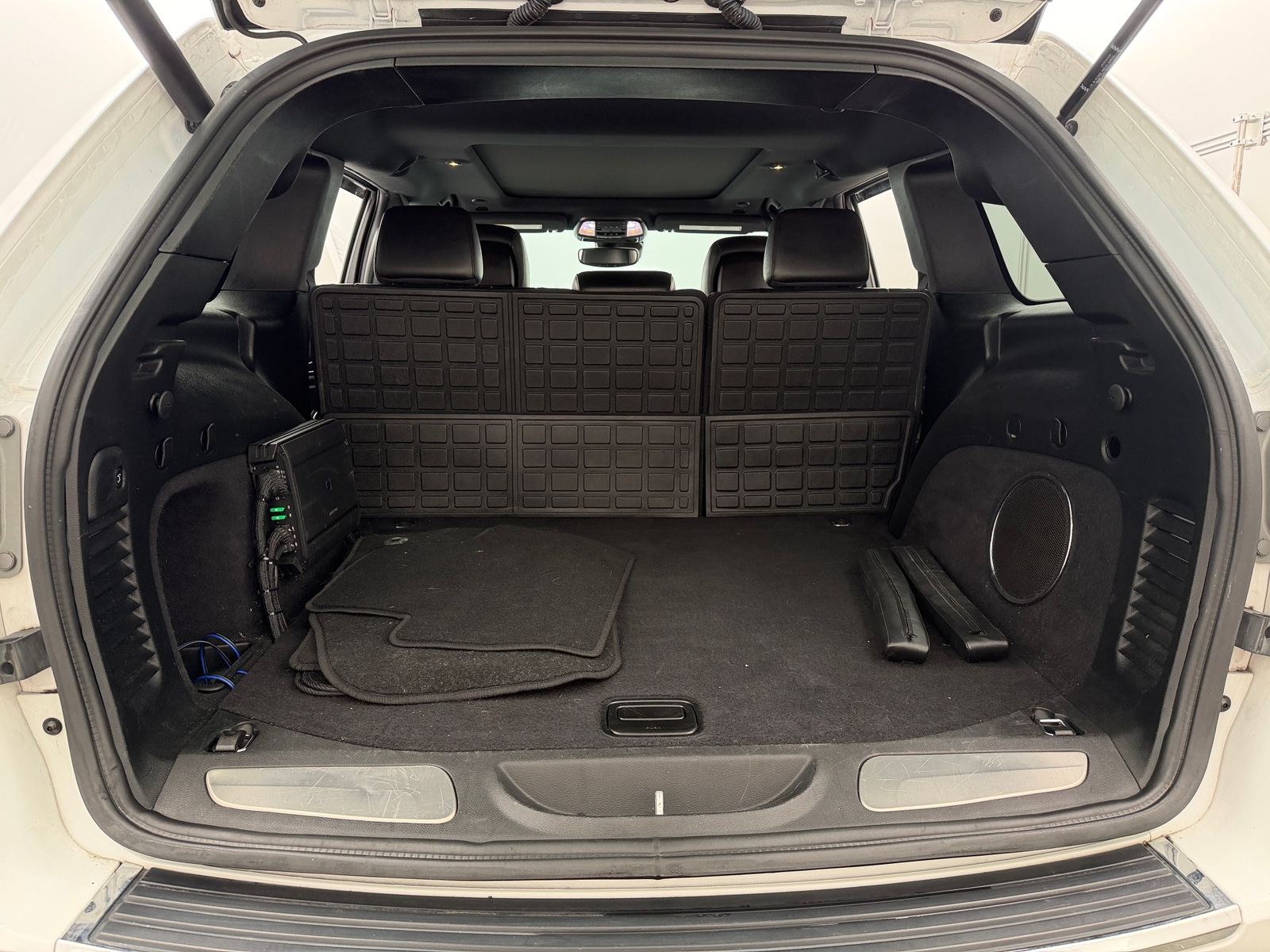 Thumbnail: 2021 Jeep Grand Cherokee - 6