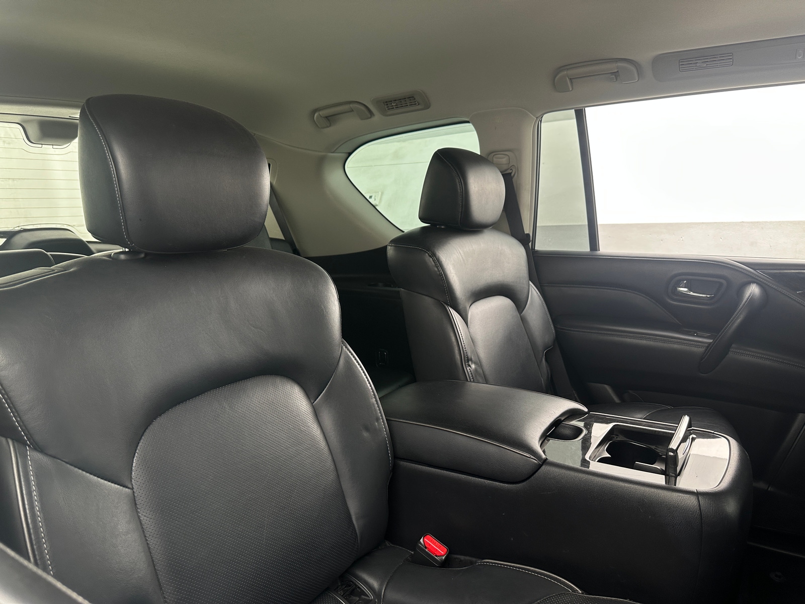 Thumbnail: 2022 INFINITI QX80 - 5