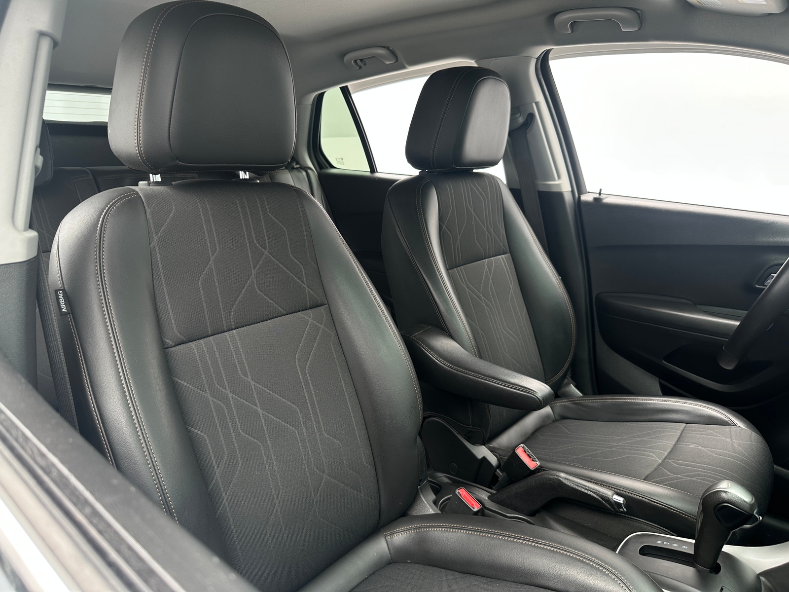 Thumbnail: 2019 Chevrolet Trax - 2