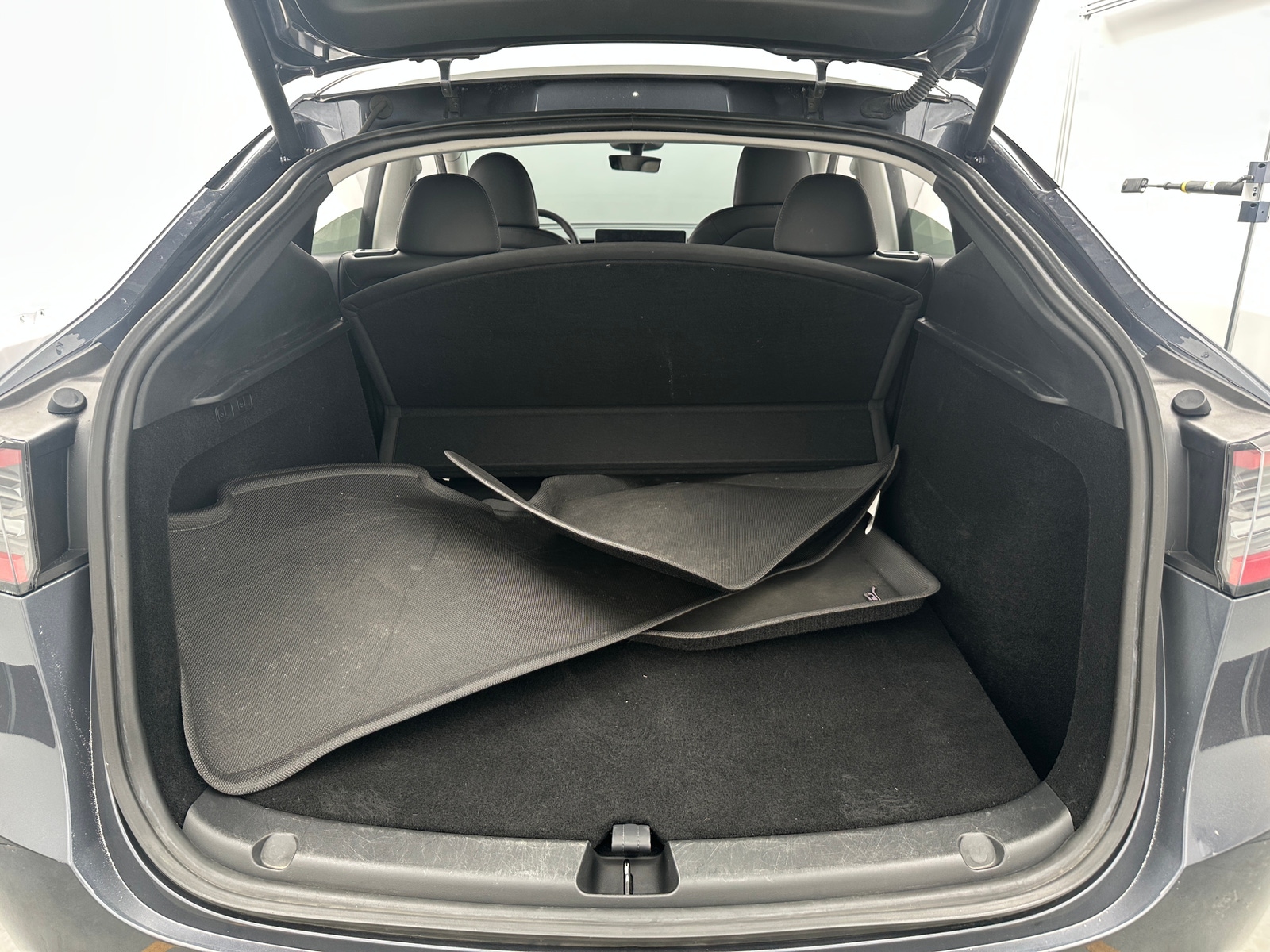 Thumbnail: 2023 Tesla Model Y - 6