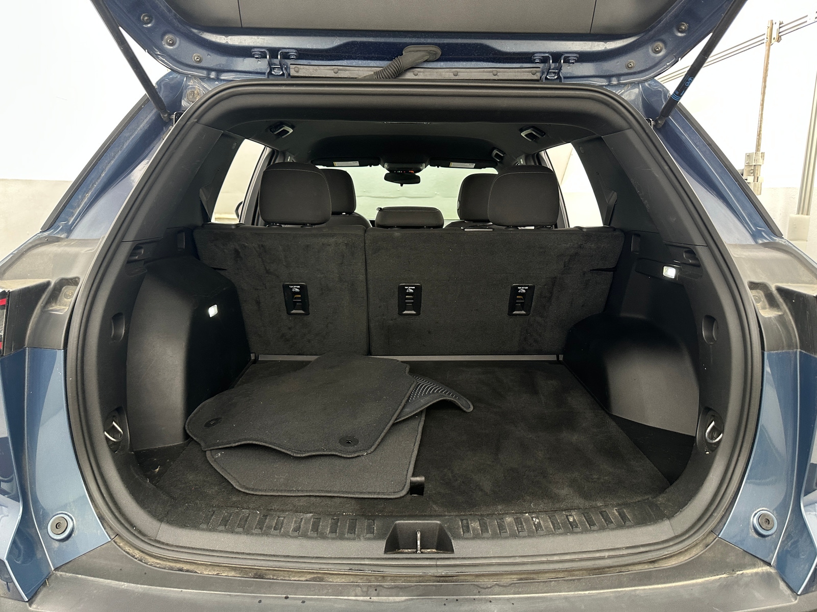 Thumbnail: 2025 Chevrolet Equinox - 7