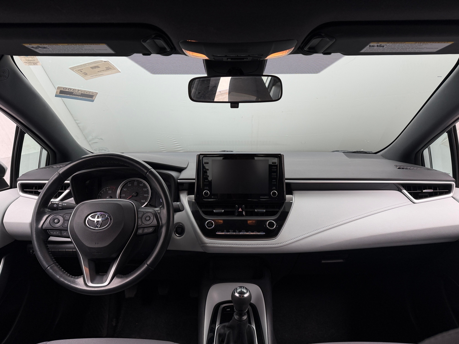 Thumbnail: 2022 Toyota Corolla - 3