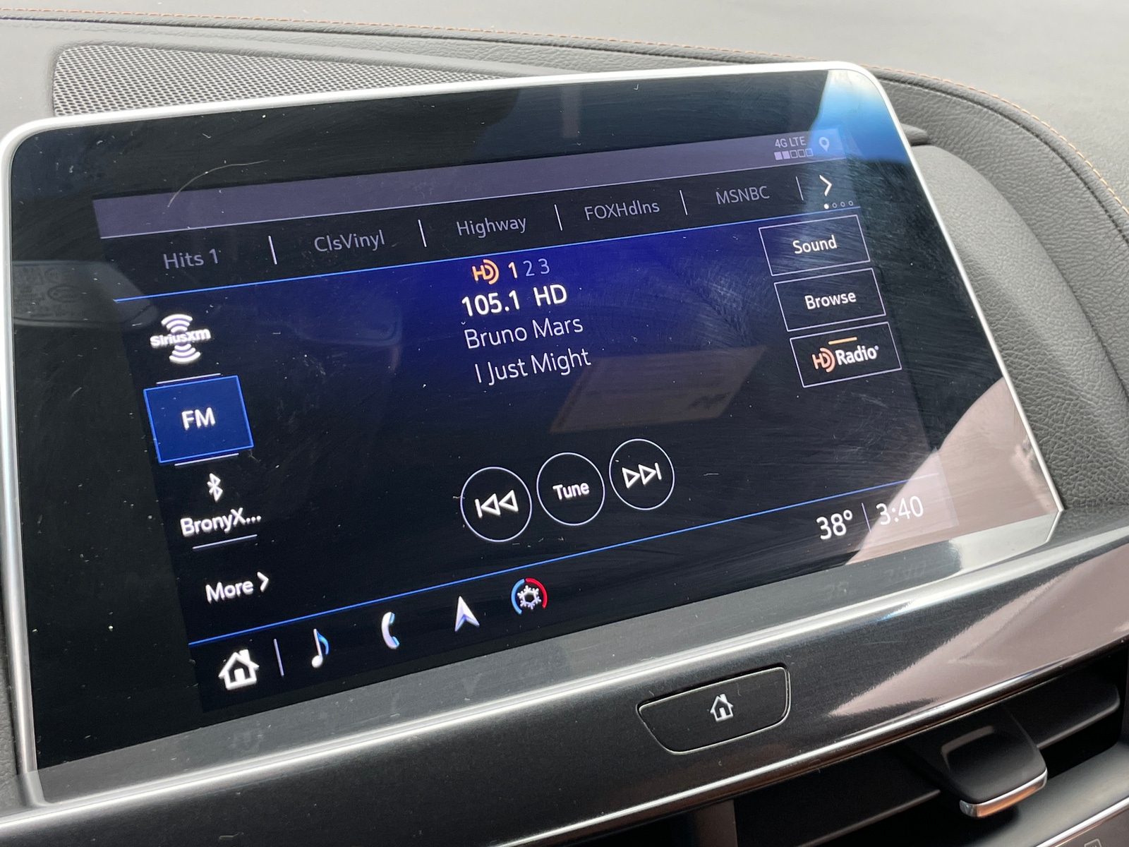 Thumbnail: 2022 Cadillac CT5 - 3