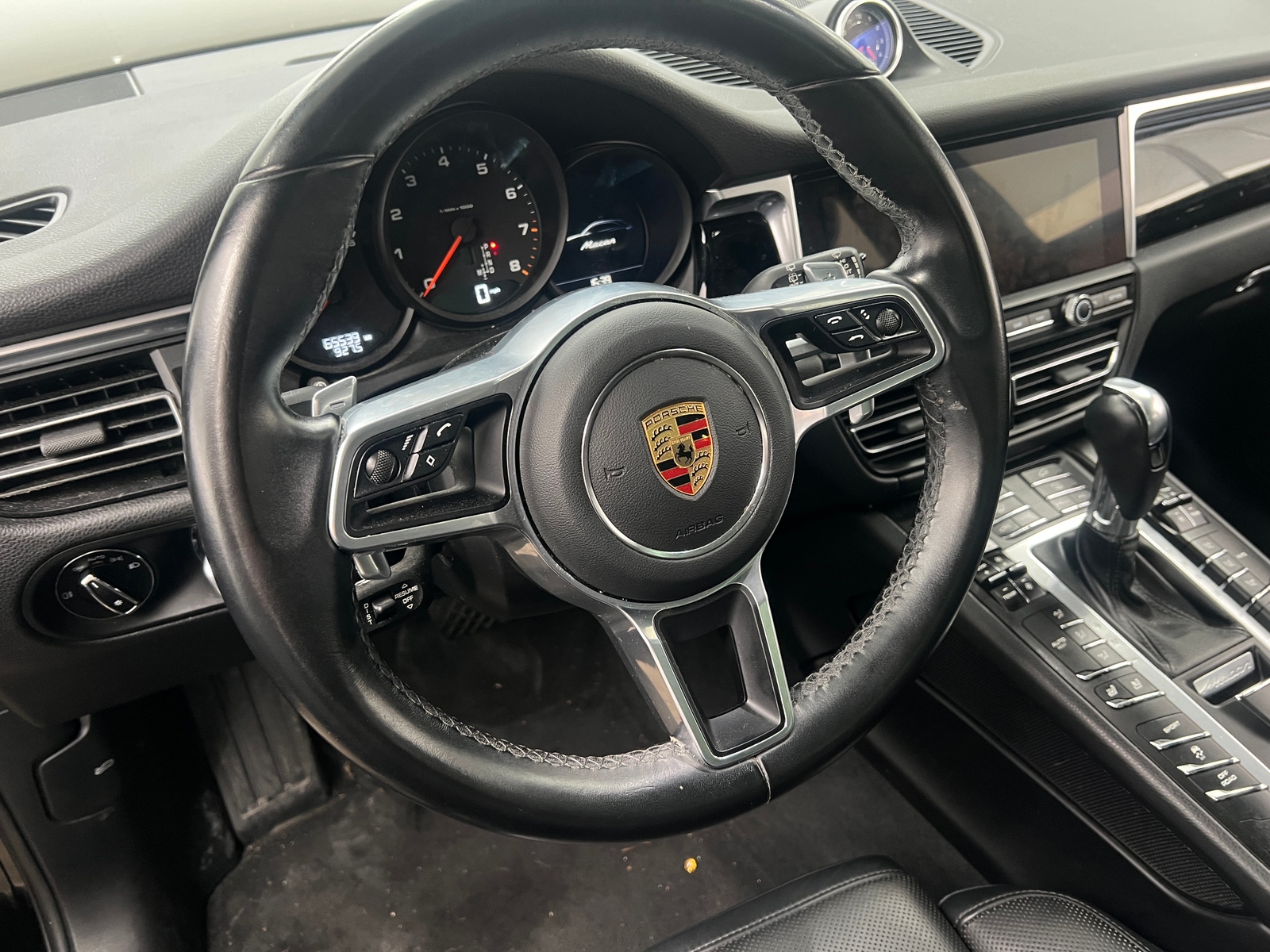 Thumbnail: 2021 Porsche Macan - 4