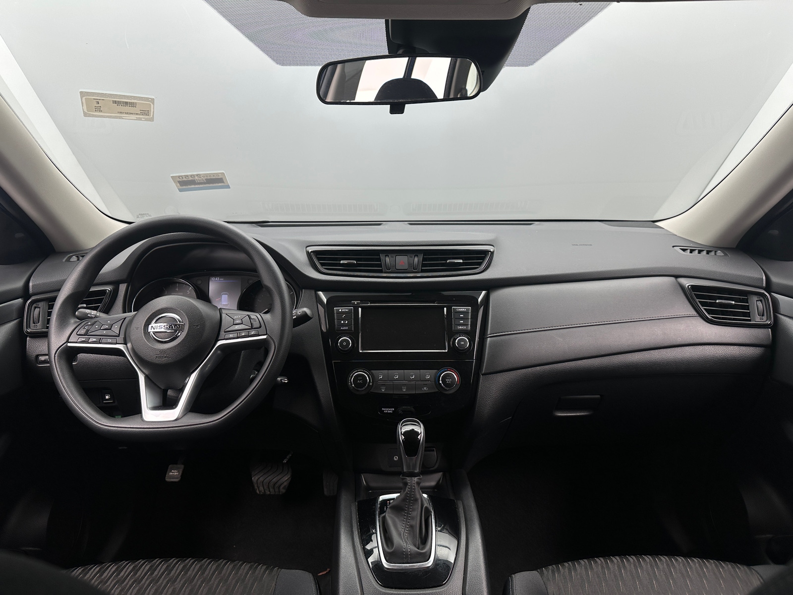 Thumbnail: 2019 Nissan Rogue - 3