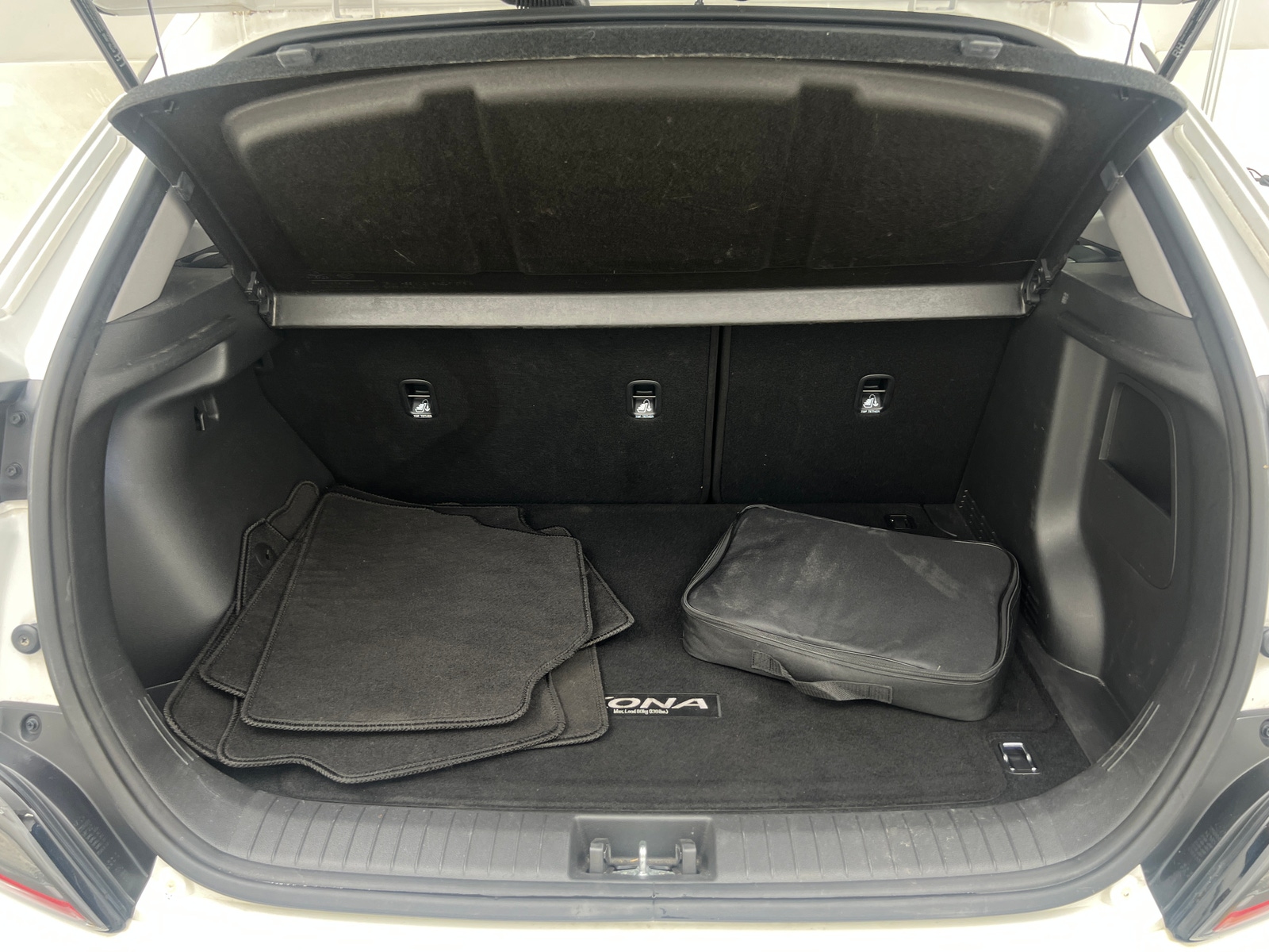 Thumbnail: 2022 Hyundai Kona - 7