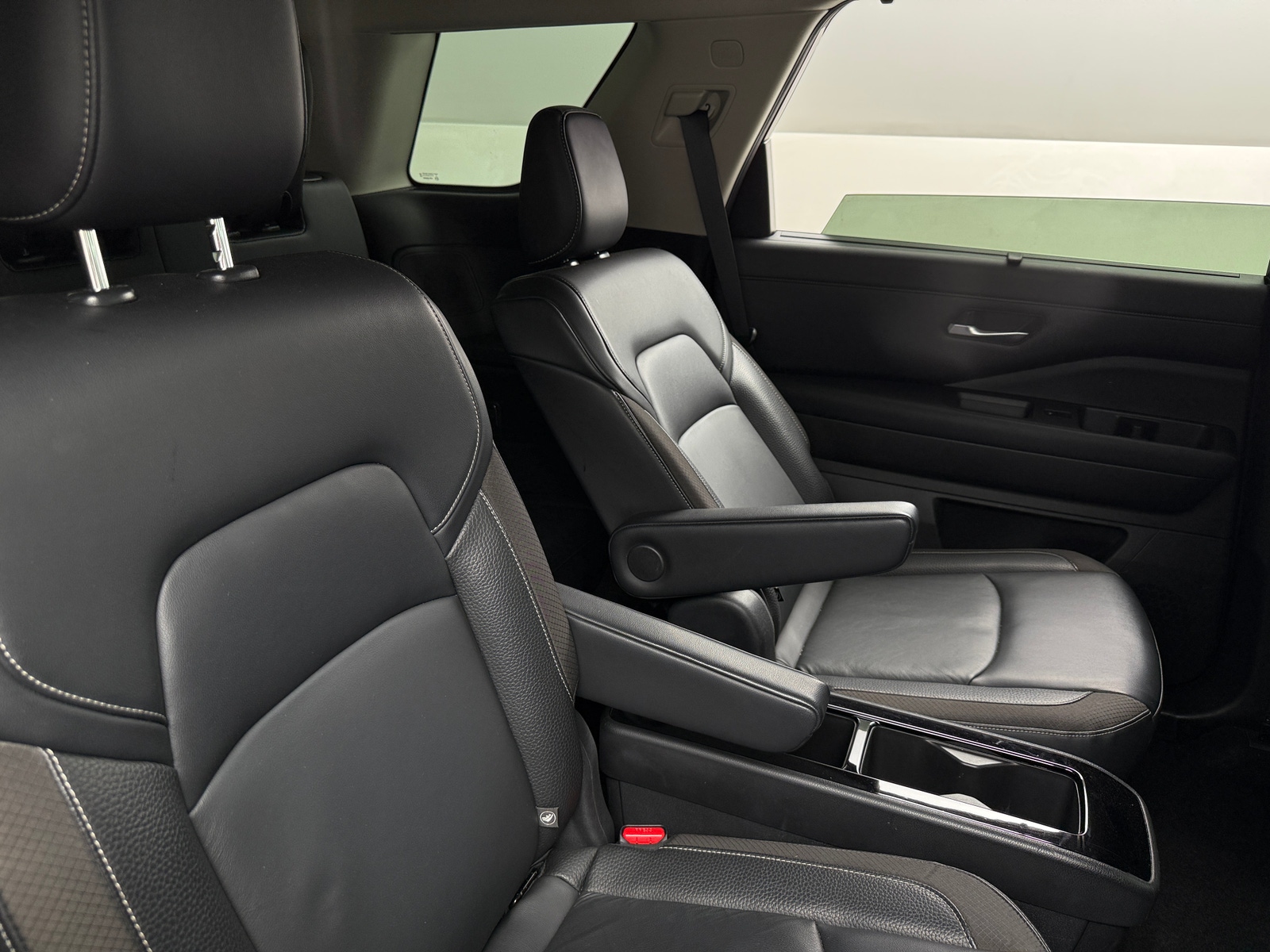 Thumbnail: 2022 Nissan Pathfinder - 5