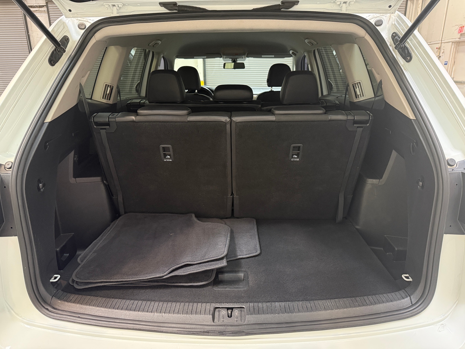 Thumbnail: 2018 Volkswagen Atlas - 6