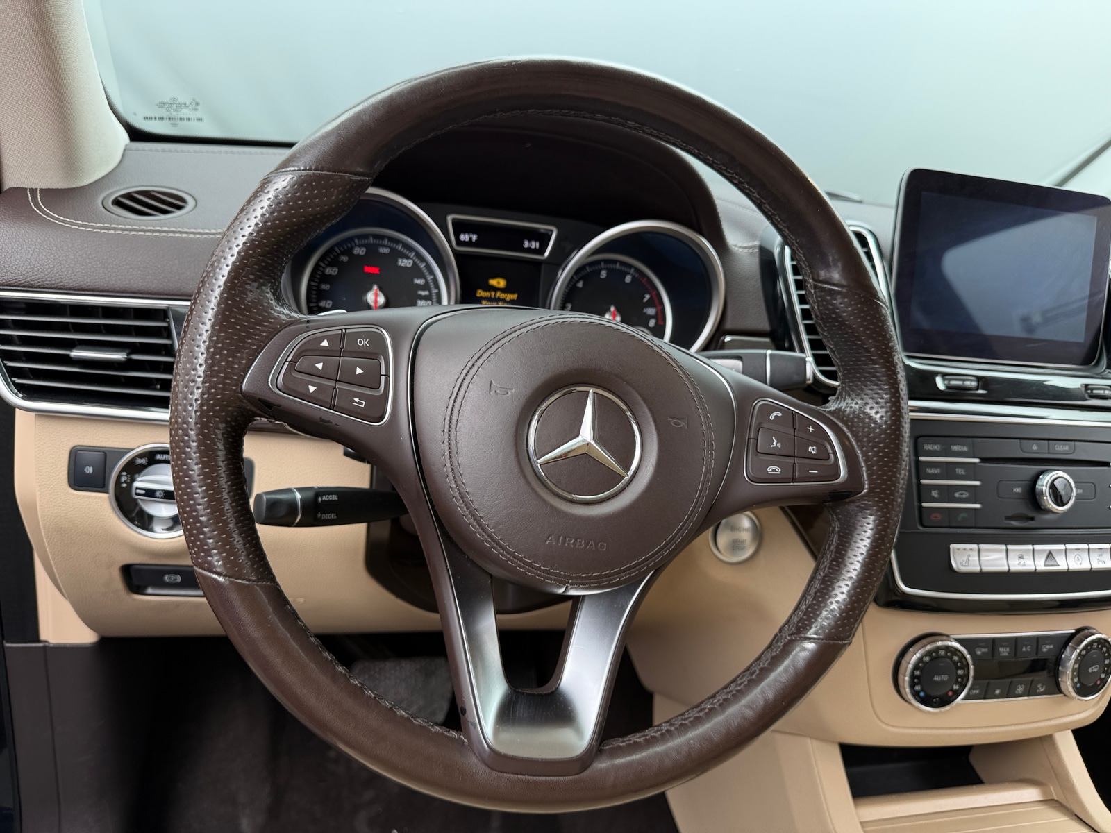 Thumbnail: 2017 Mercedes-Benz GLS - 4