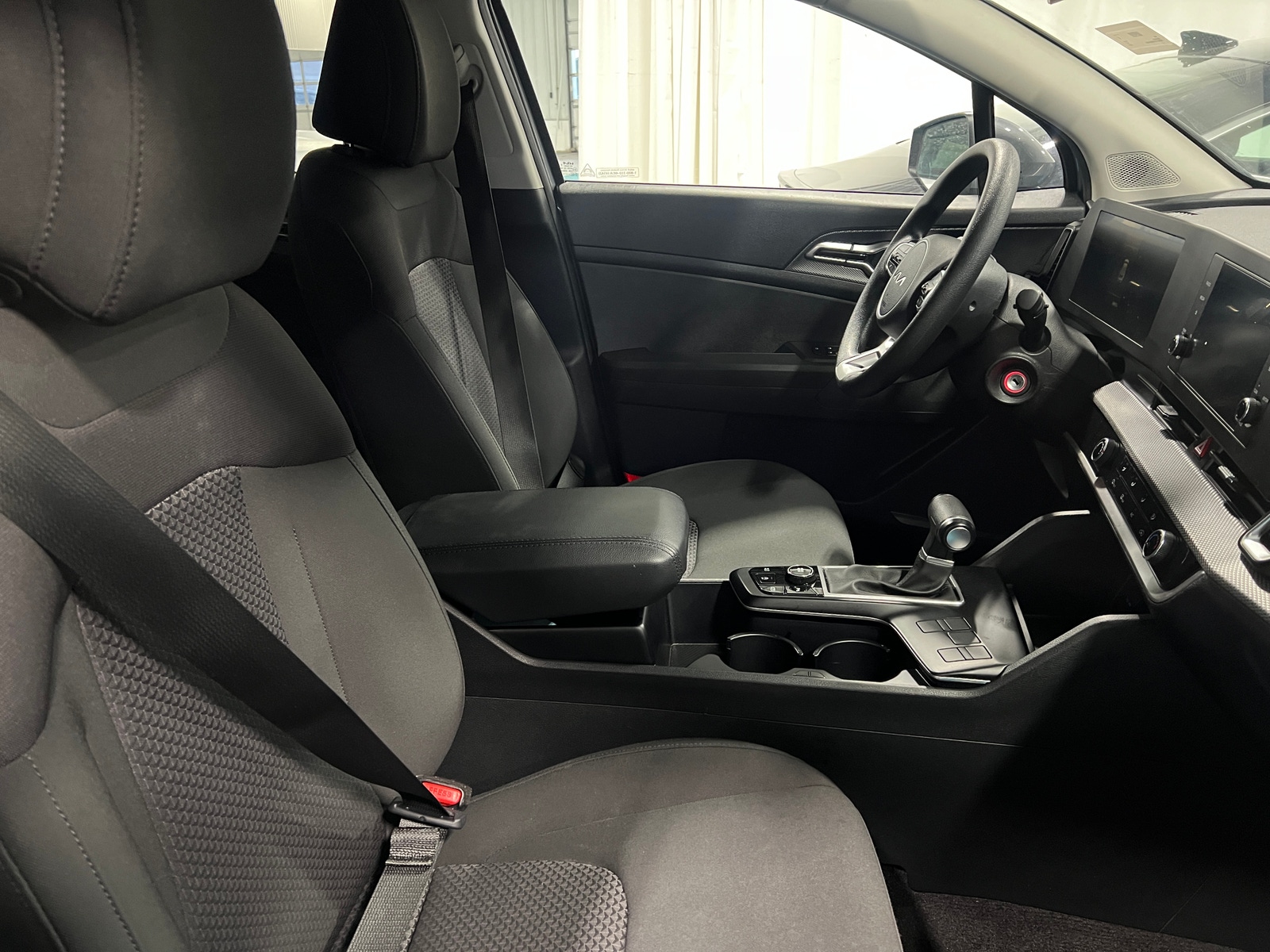 Thumbnail: 2025 Kia Sportage - 2