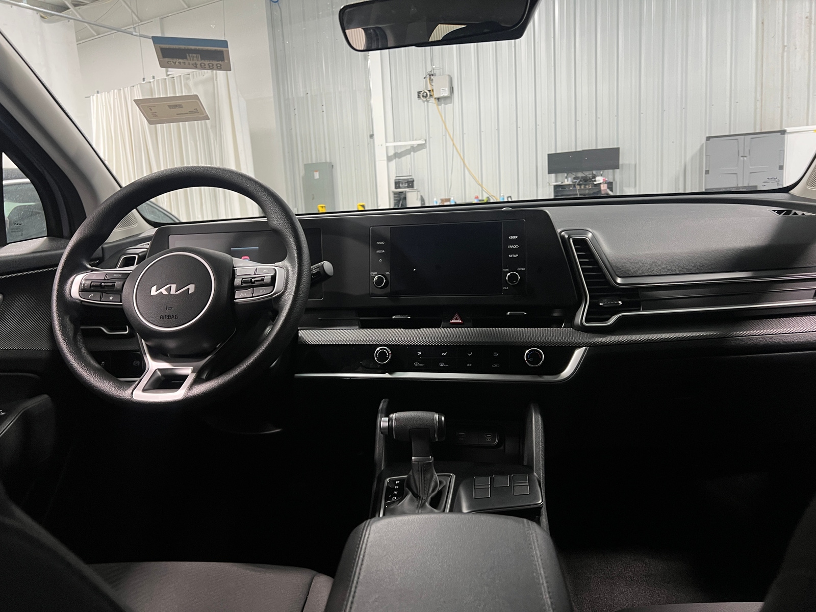 Thumbnail: 2025 Kia Sportage - 3