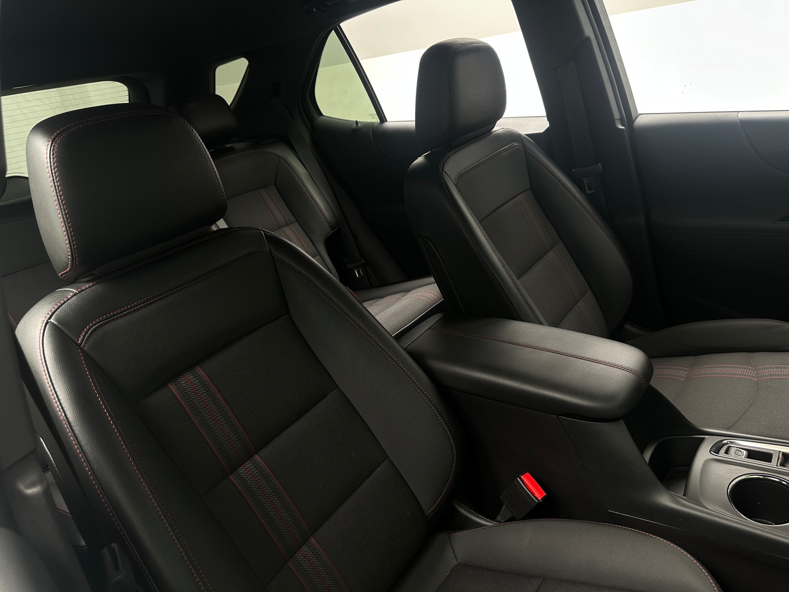 Thumbnail: 2024 Chevrolet Equinox - 2
