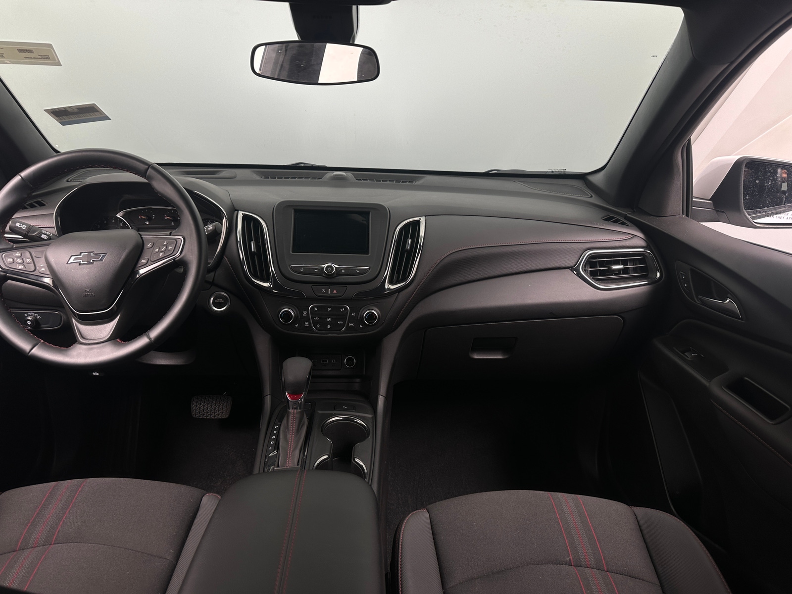 Thumbnail: 2024 Chevrolet Equinox - 3