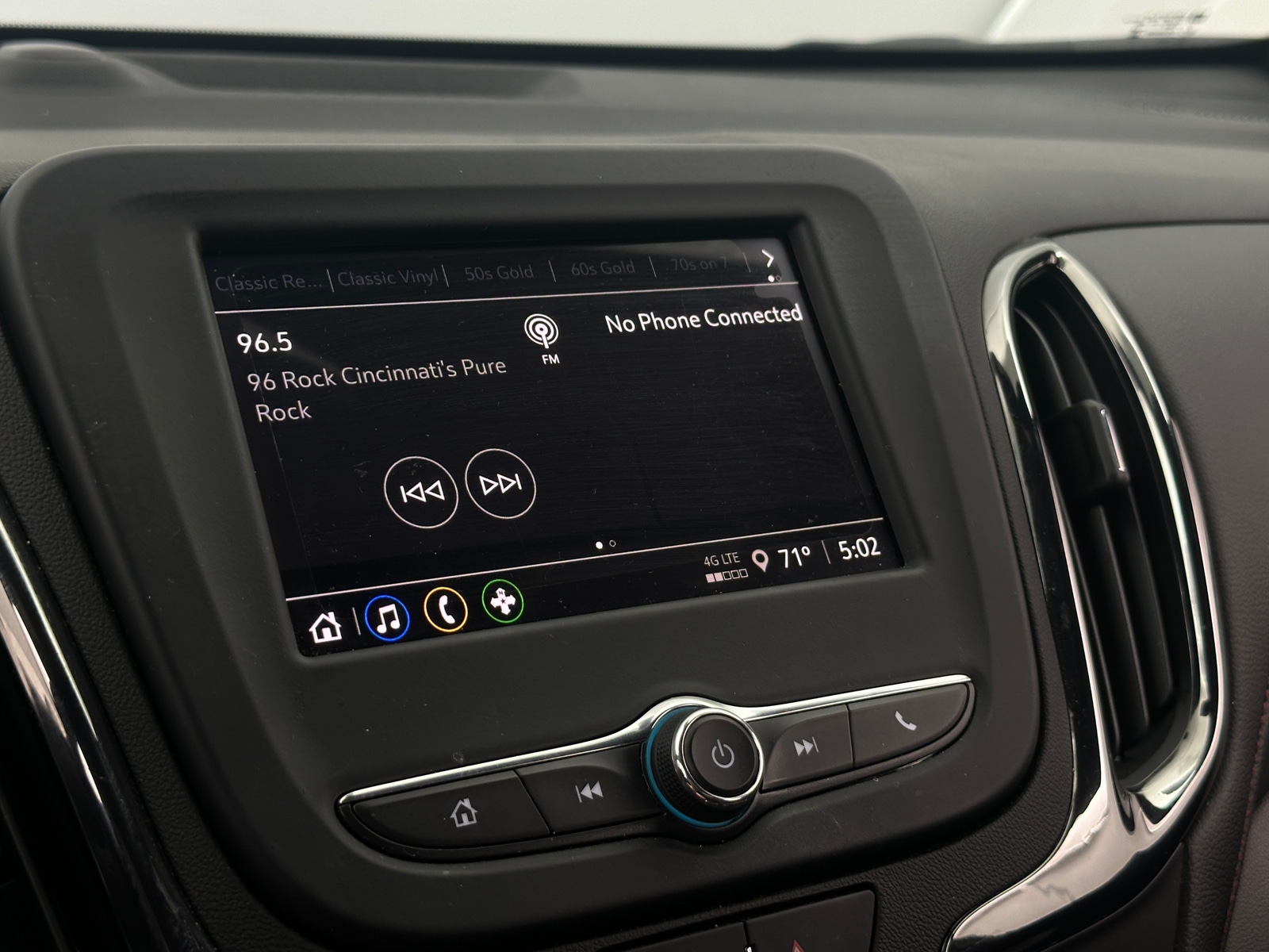 Thumbnail: 2024 Chevrolet Equinox - 4