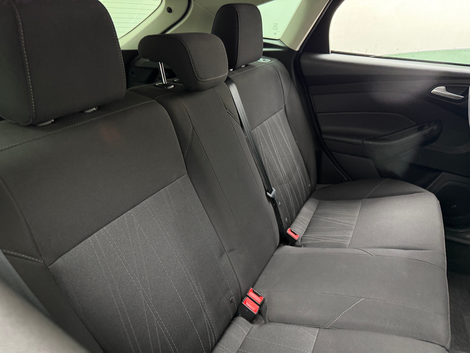 Thumbnail: 2017 Ford Focus - 6