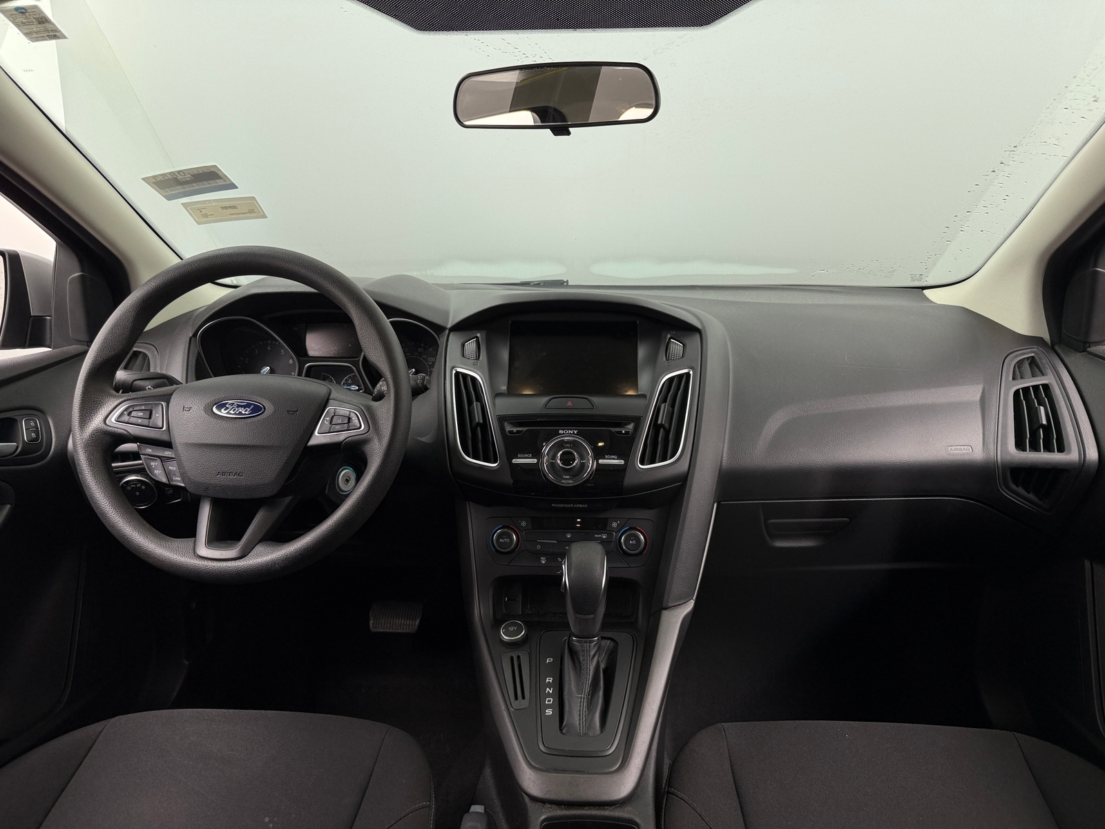 Thumbnail: 2017 Ford Focus - 3