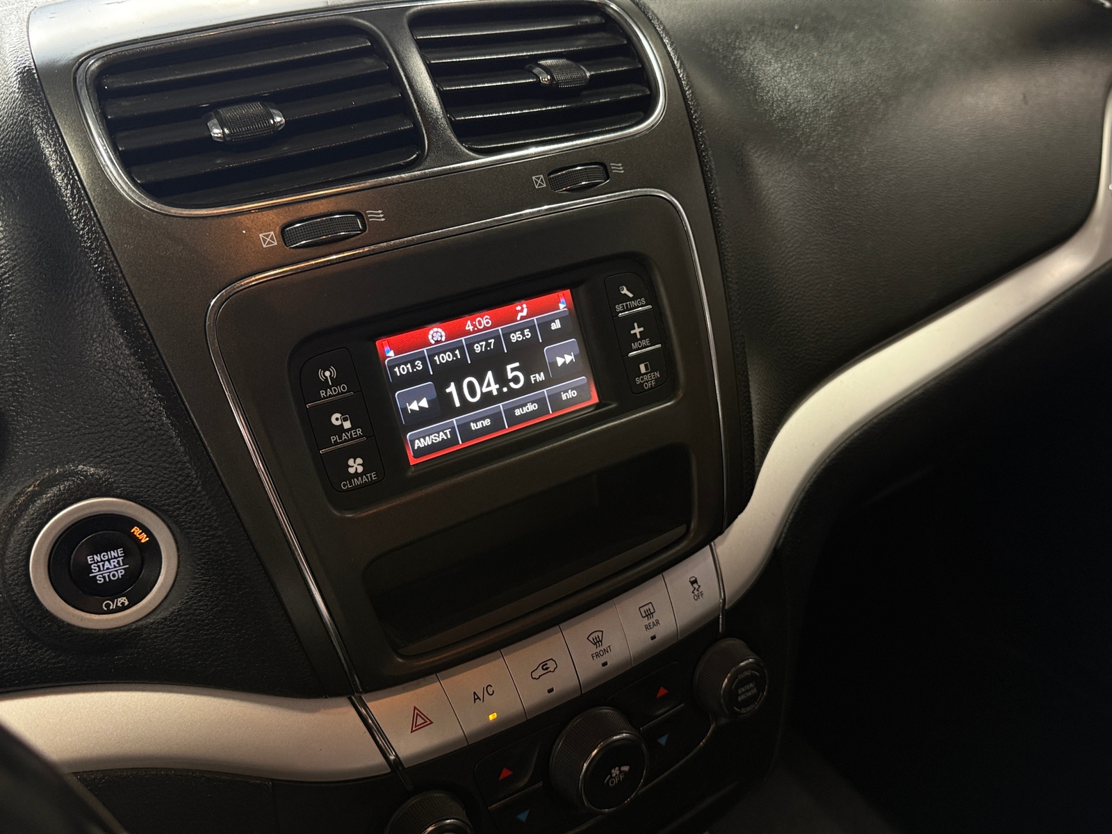 Thumbnail: 2020 Dodge Journey - 4