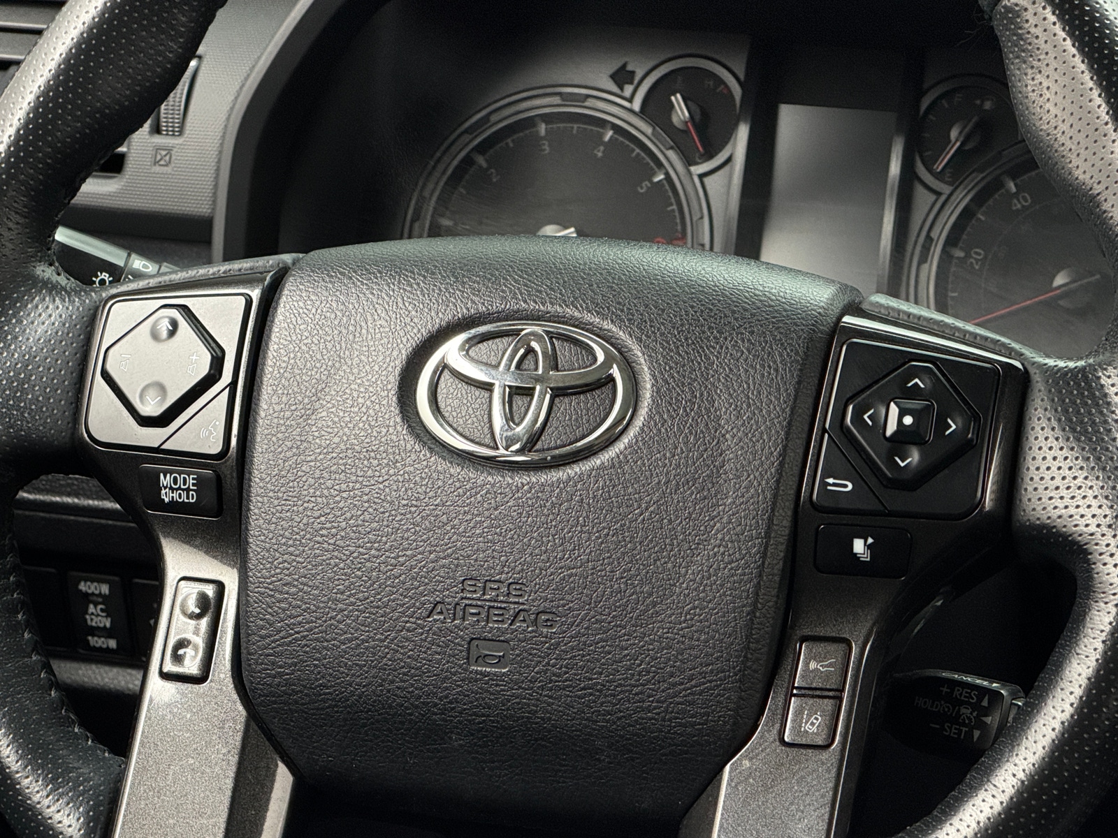Thumbnail: 2023 Toyota 4Runner - 4