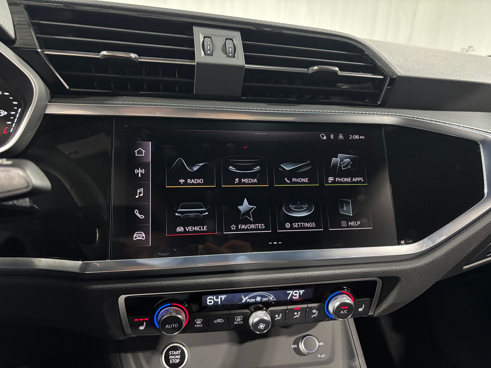 Thumbnail: 2025 Audi Q3 - 3