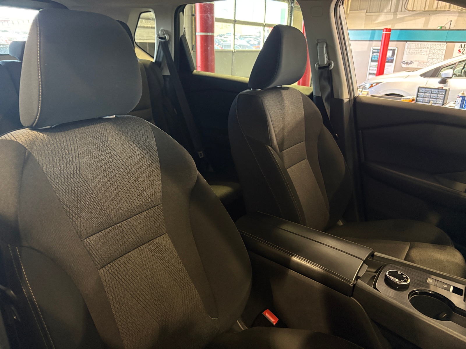 Thumbnail: 2025 Nissan Rogue - 2