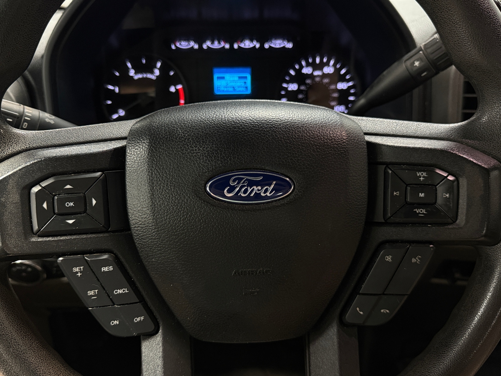 Thumbnail: 2020 Ford Econoline - 5