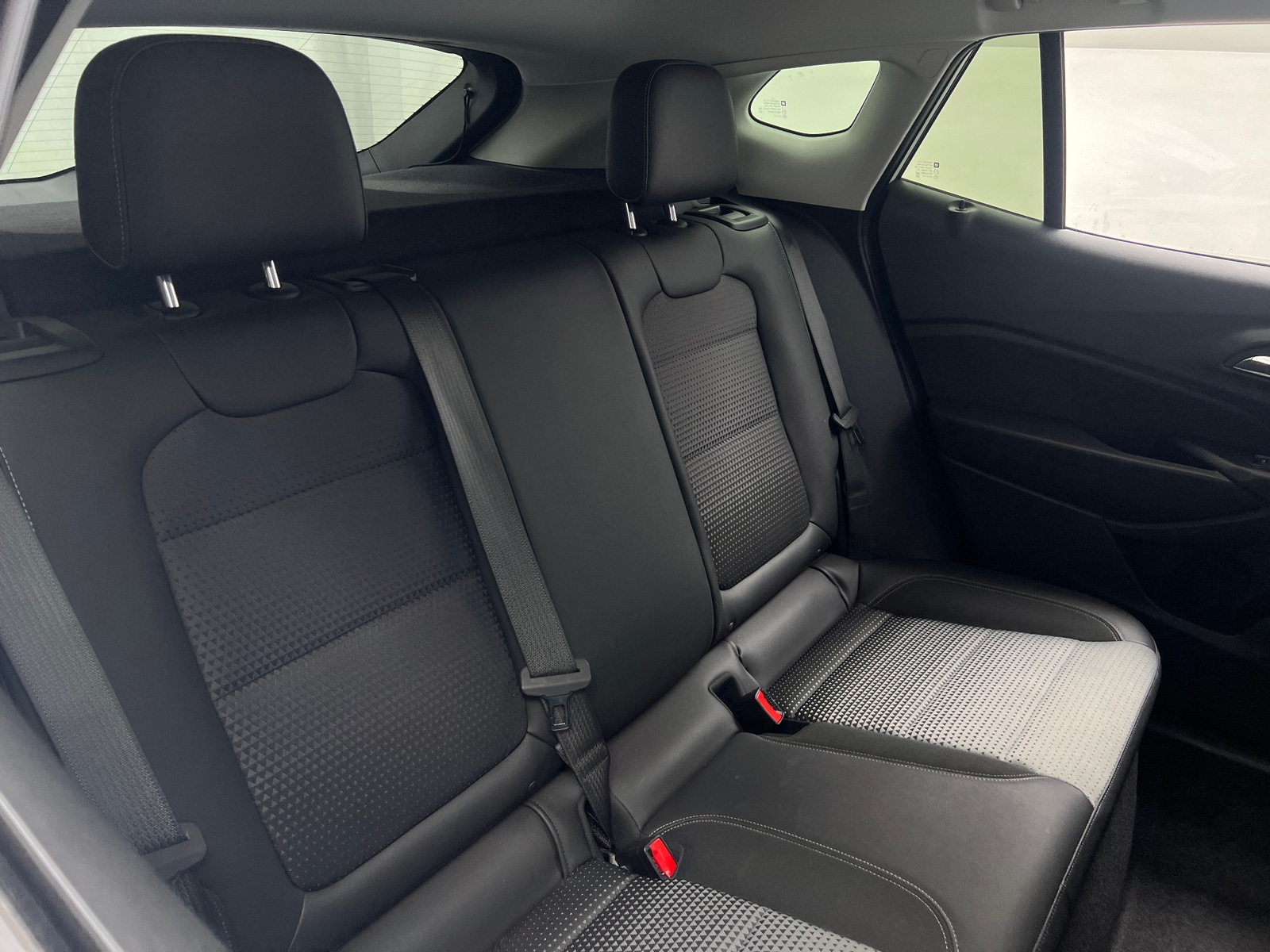 Thumbnail: 2025 Chevrolet Trax - 6