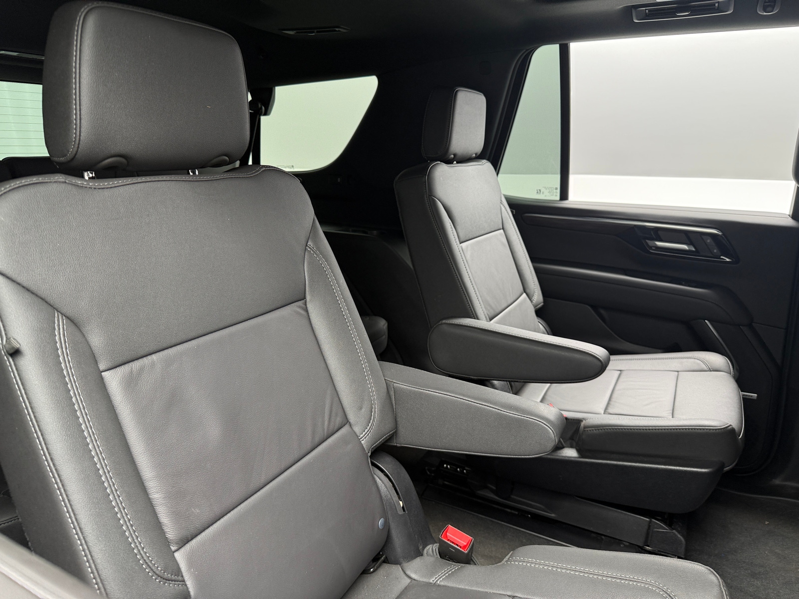 Thumbnail: 2025 Chevrolet Tahoe - 5