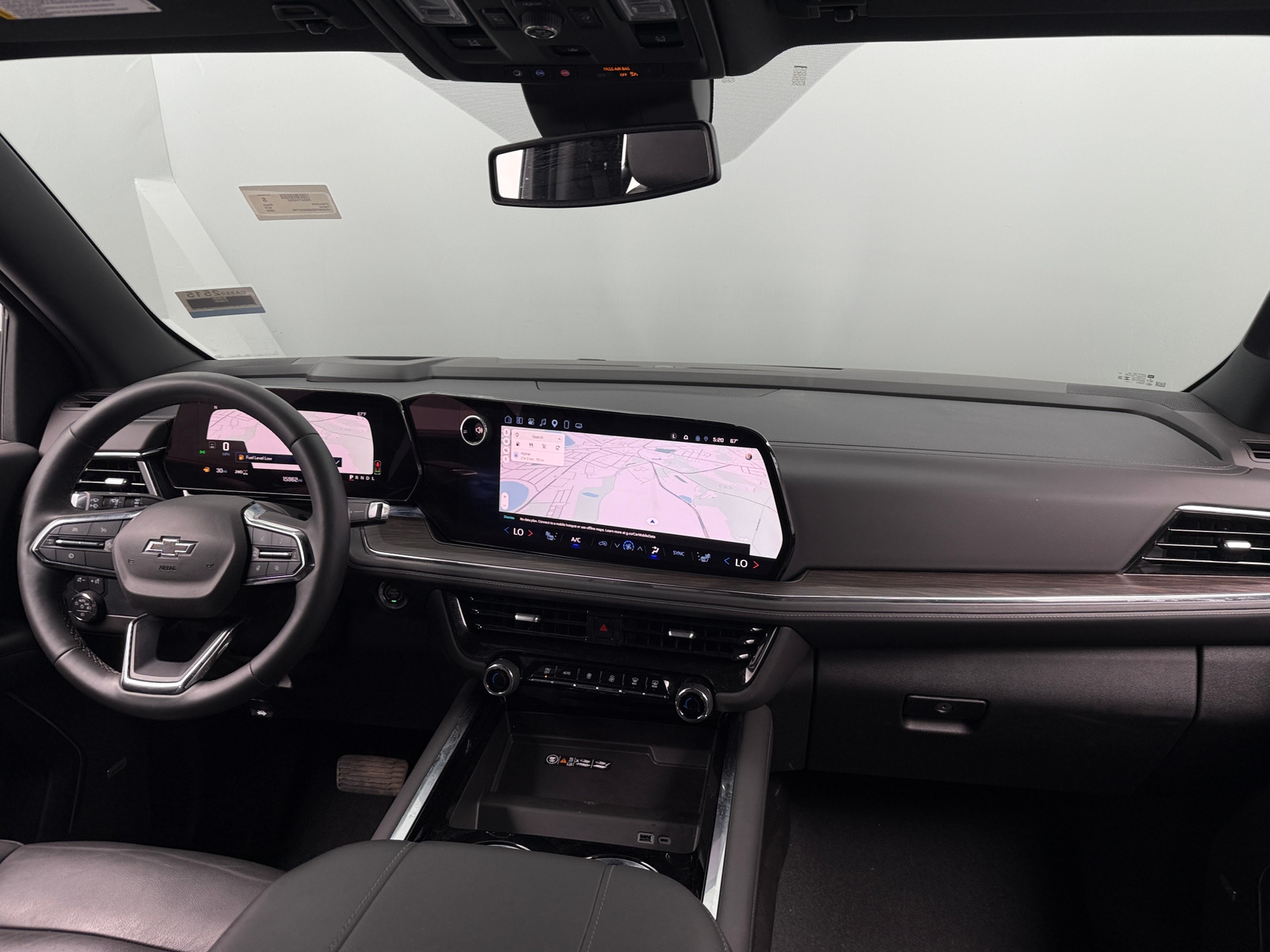 Thumbnail: 2025 Chevrolet Tahoe - 2