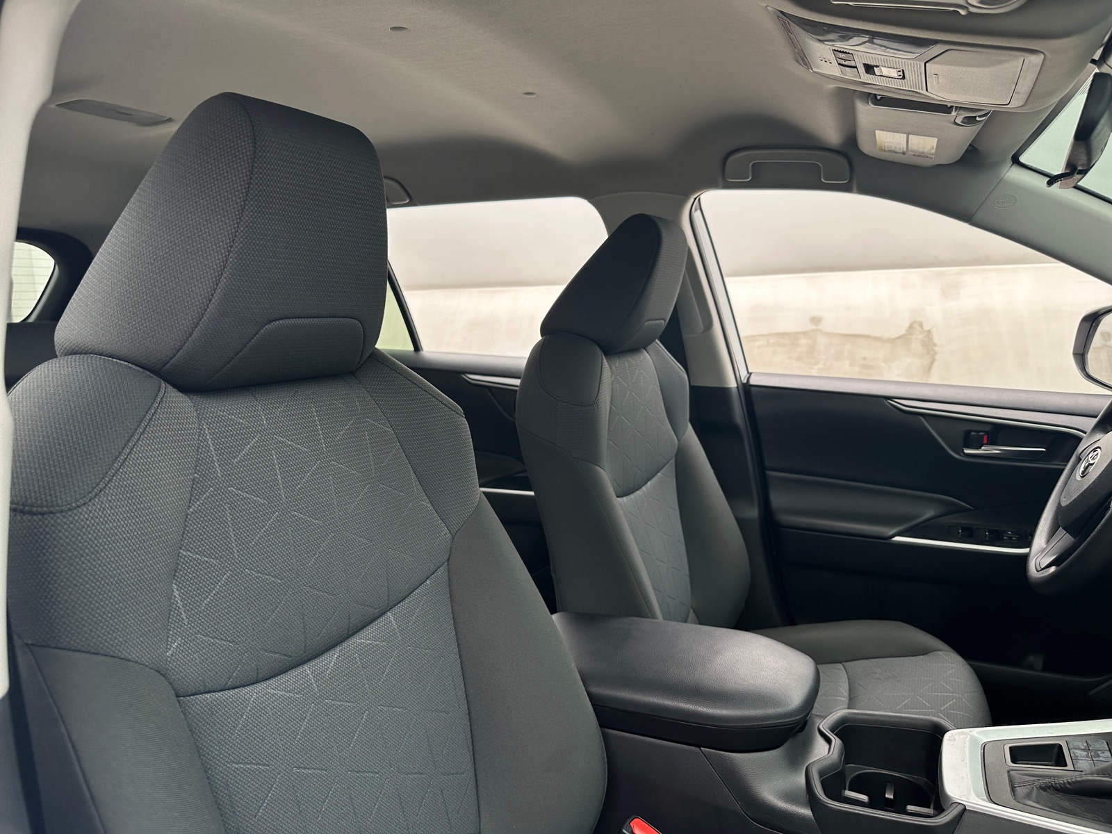 Thumbnail: 2022 Toyota RAV4 - 2