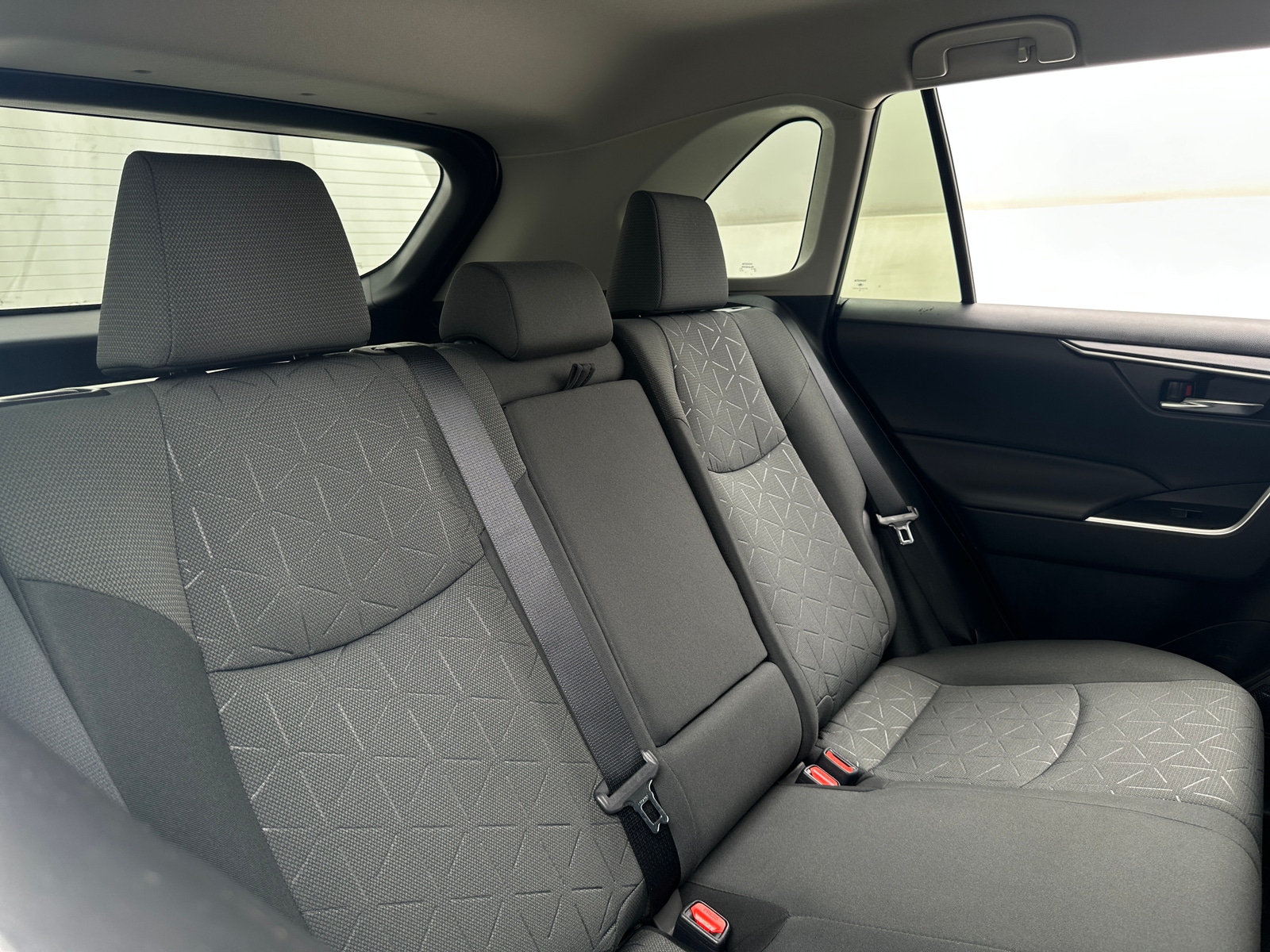 Thumbnail: 2022 Toyota RAV4 - 6