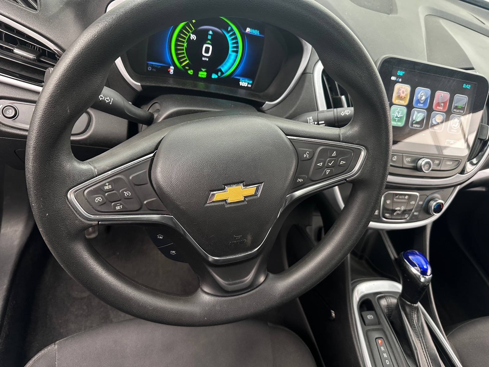 Thumbnail: 2018 Chevrolet Volt - 5