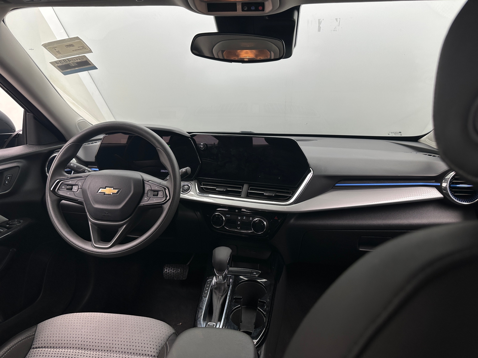 Thumbnail: 2025 Chevrolet Trax - 3