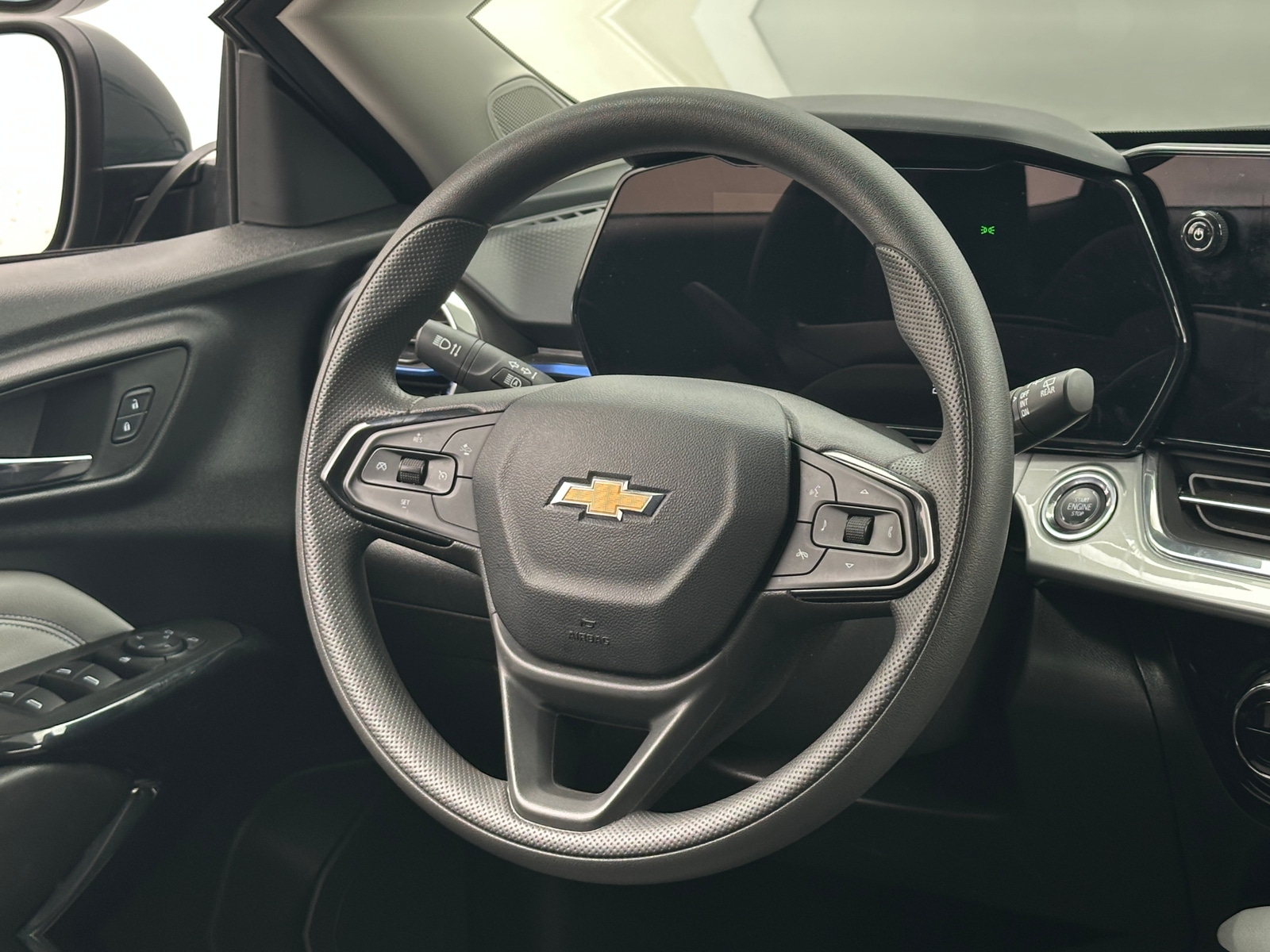 Thumbnail: 2025 Chevrolet Trax - 5