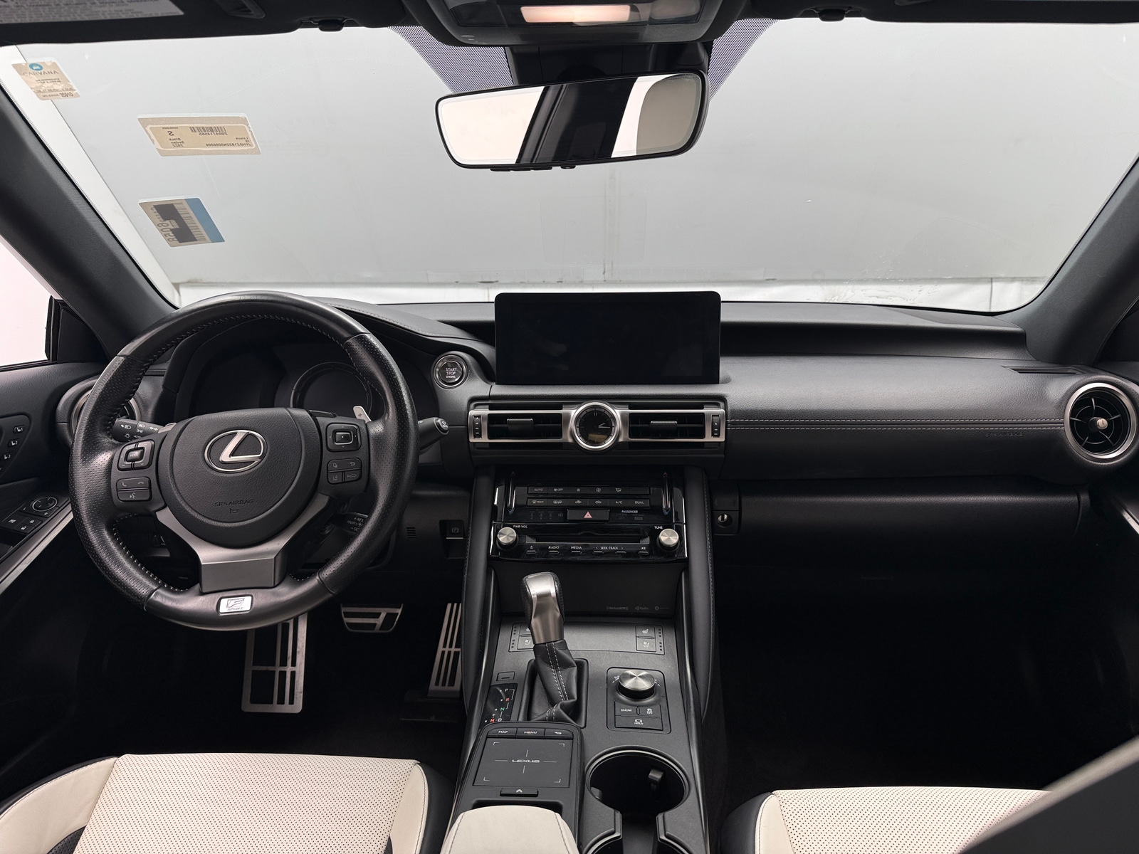 Thumbnail: 2022 Lexus IS - 2