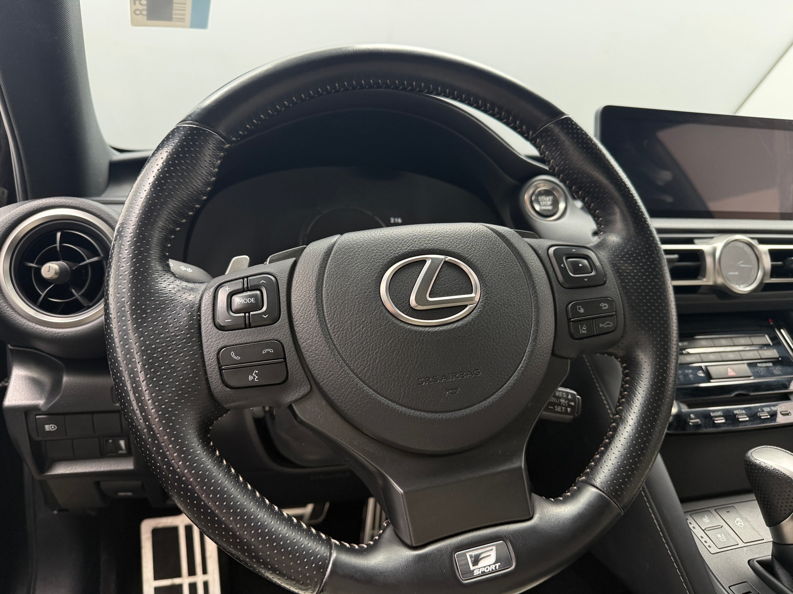 Thumbnail: 2022 Lexus IS - 4