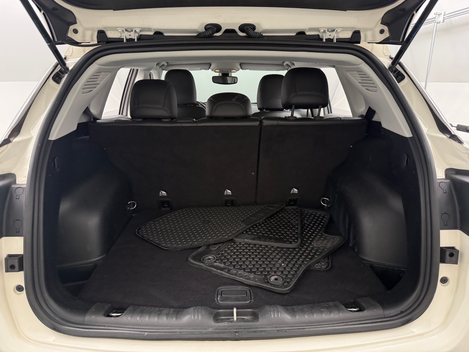 Thumbnail: 2020 Jeep Compass - 7