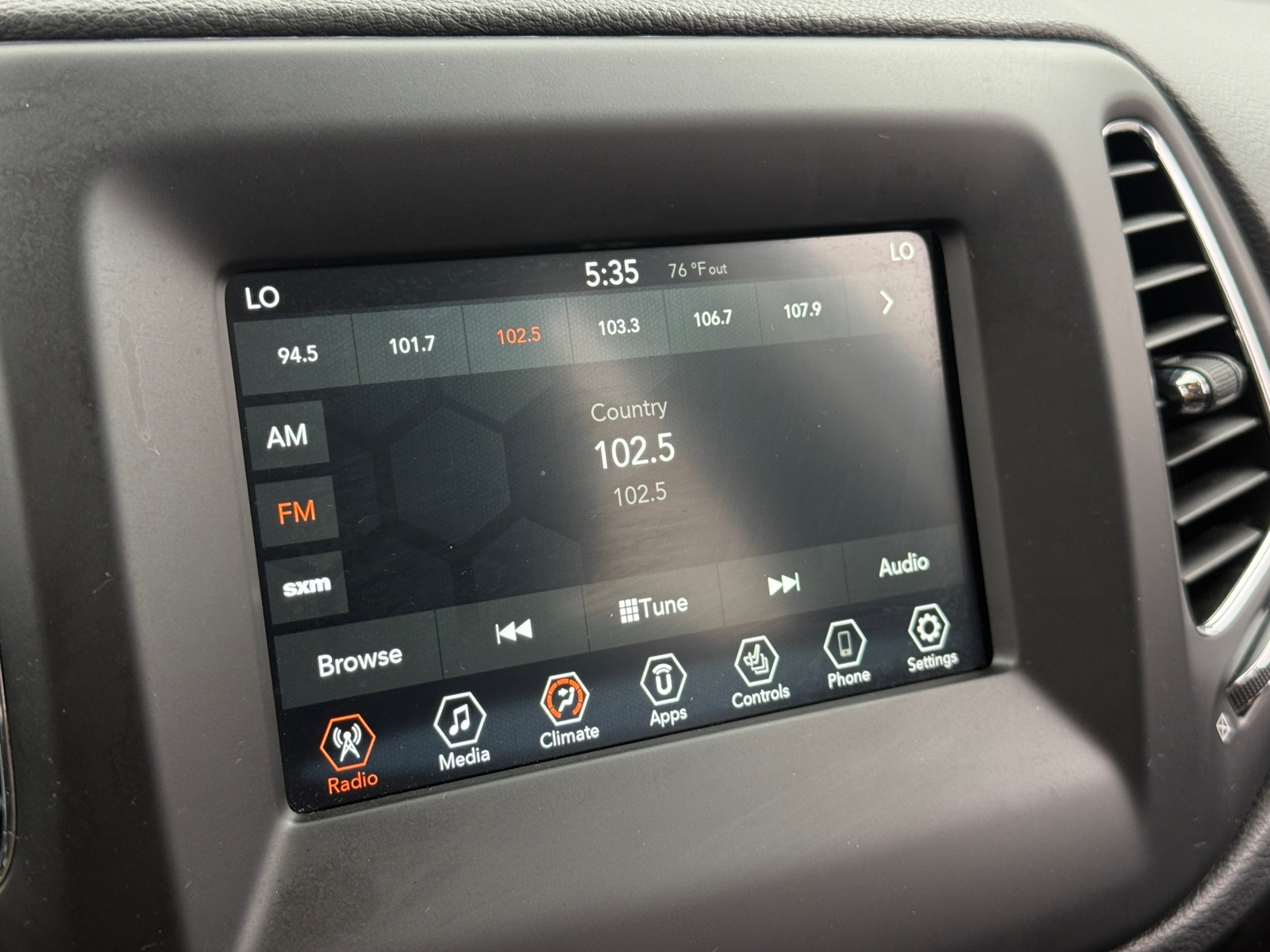 Thumbnail: 2020 Jeep Compass - 4