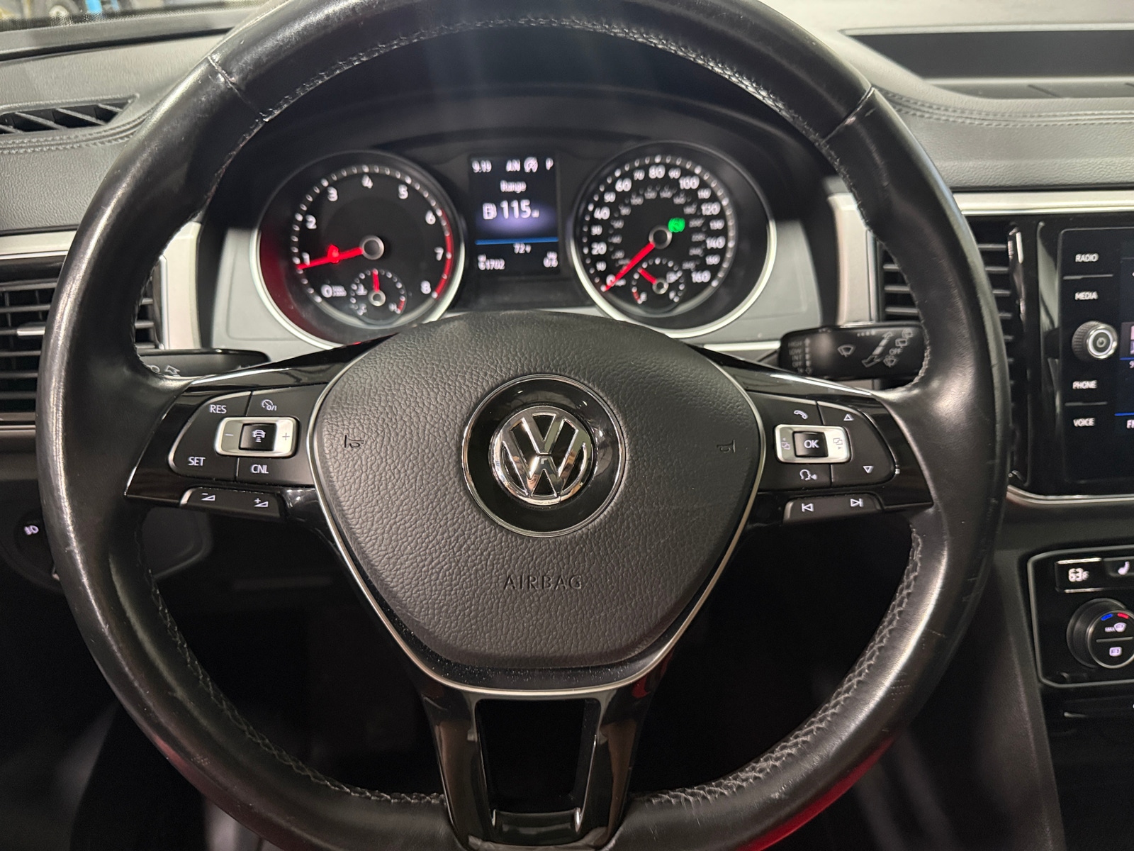 Thumbnail: 2018 Volkswagen Atlas - 4