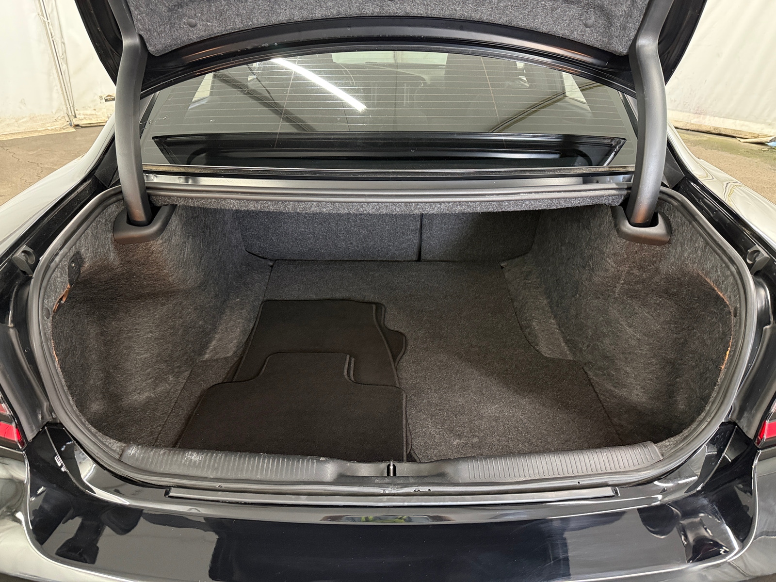 Thumbnail: 2020 Dodge Charger - 7