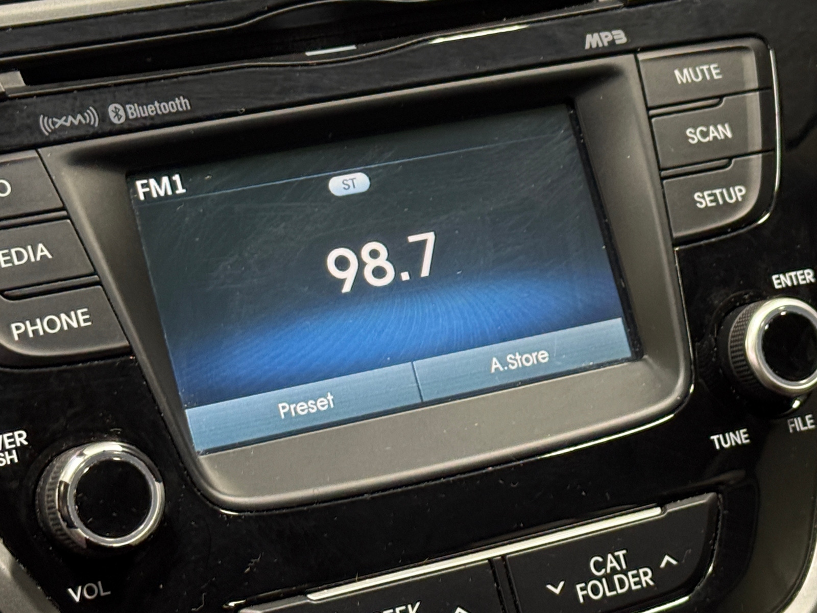 Thumbnail: 2014 Hyundai Elantra - 4