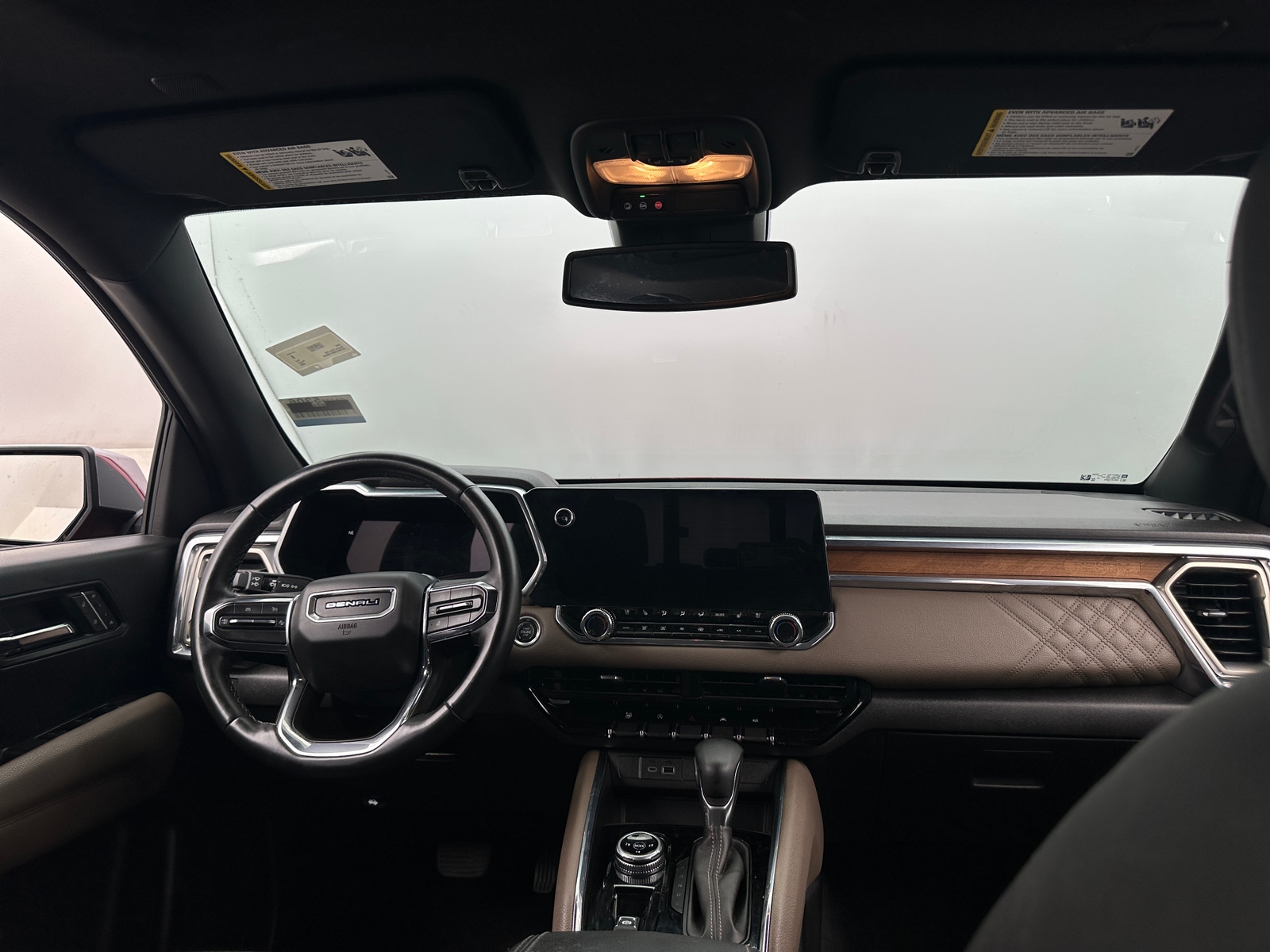 Thumbnail: 2023 GMC Canyon - 2