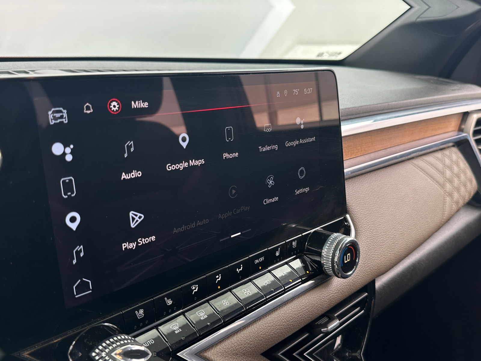 Thumbnail: 2023 GMC Canyon - 3