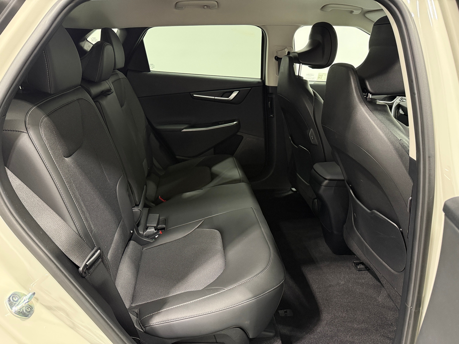 Thumbnail: 2024 Kia EV6 - 5