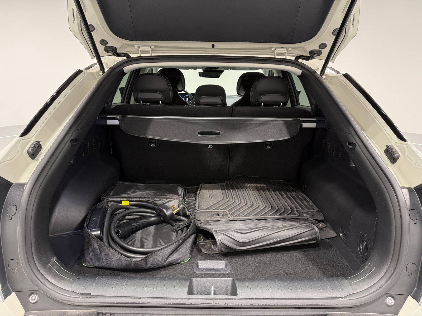 Thumbnail: 2024 Kia EV6 - 6