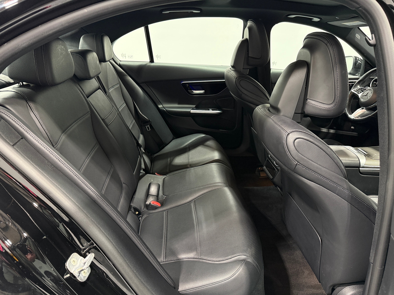 Thumbnail: 2024 Mercedes-Benz C-Class - 5