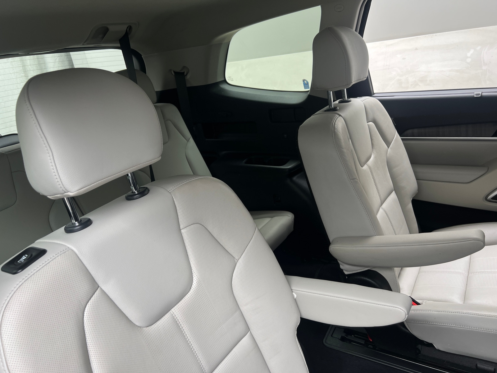 Thumbnail: 2024 Kia Telluride - 5