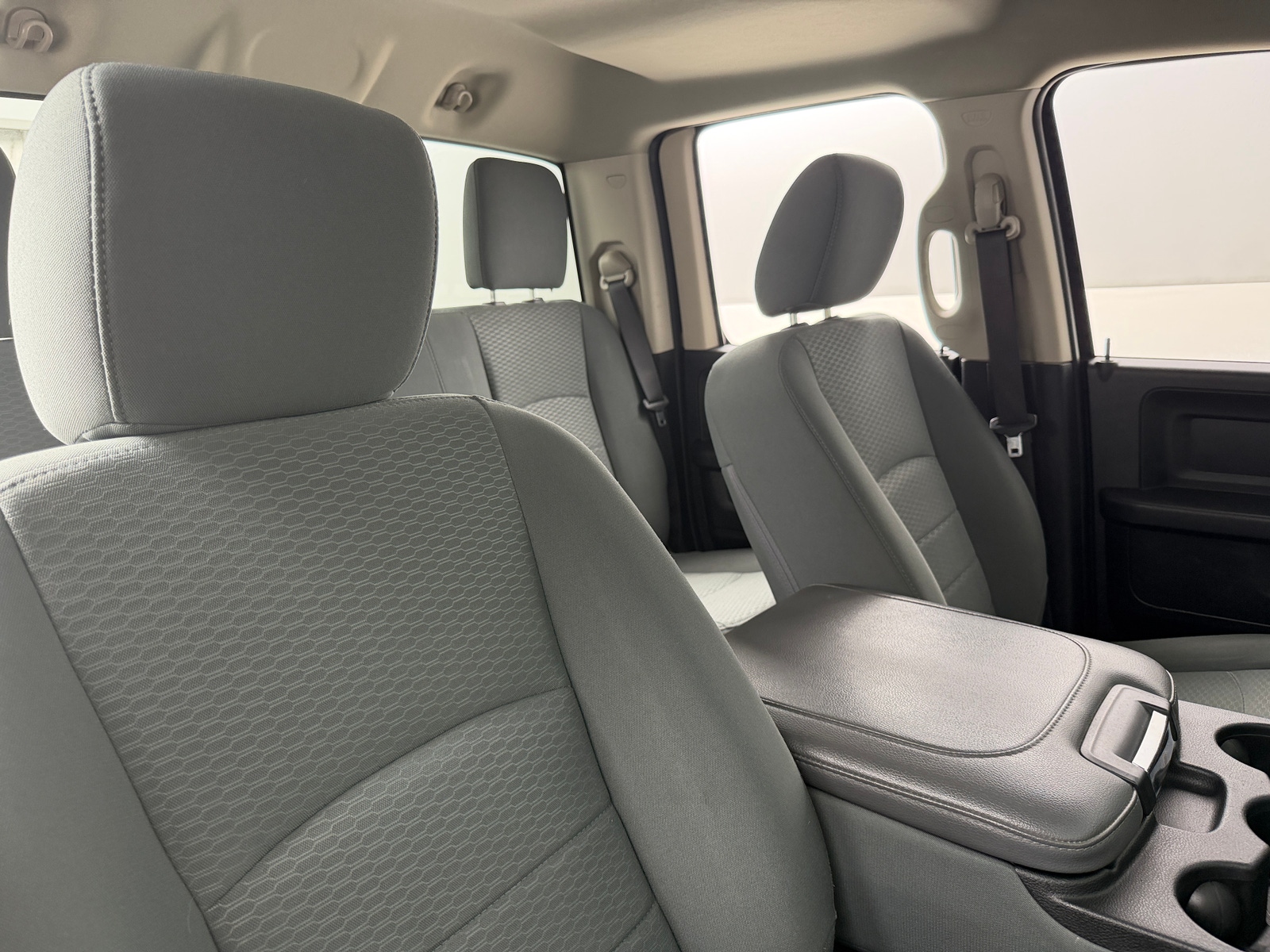 Thumbnail: 2020 RAM 1500 Classic - 2