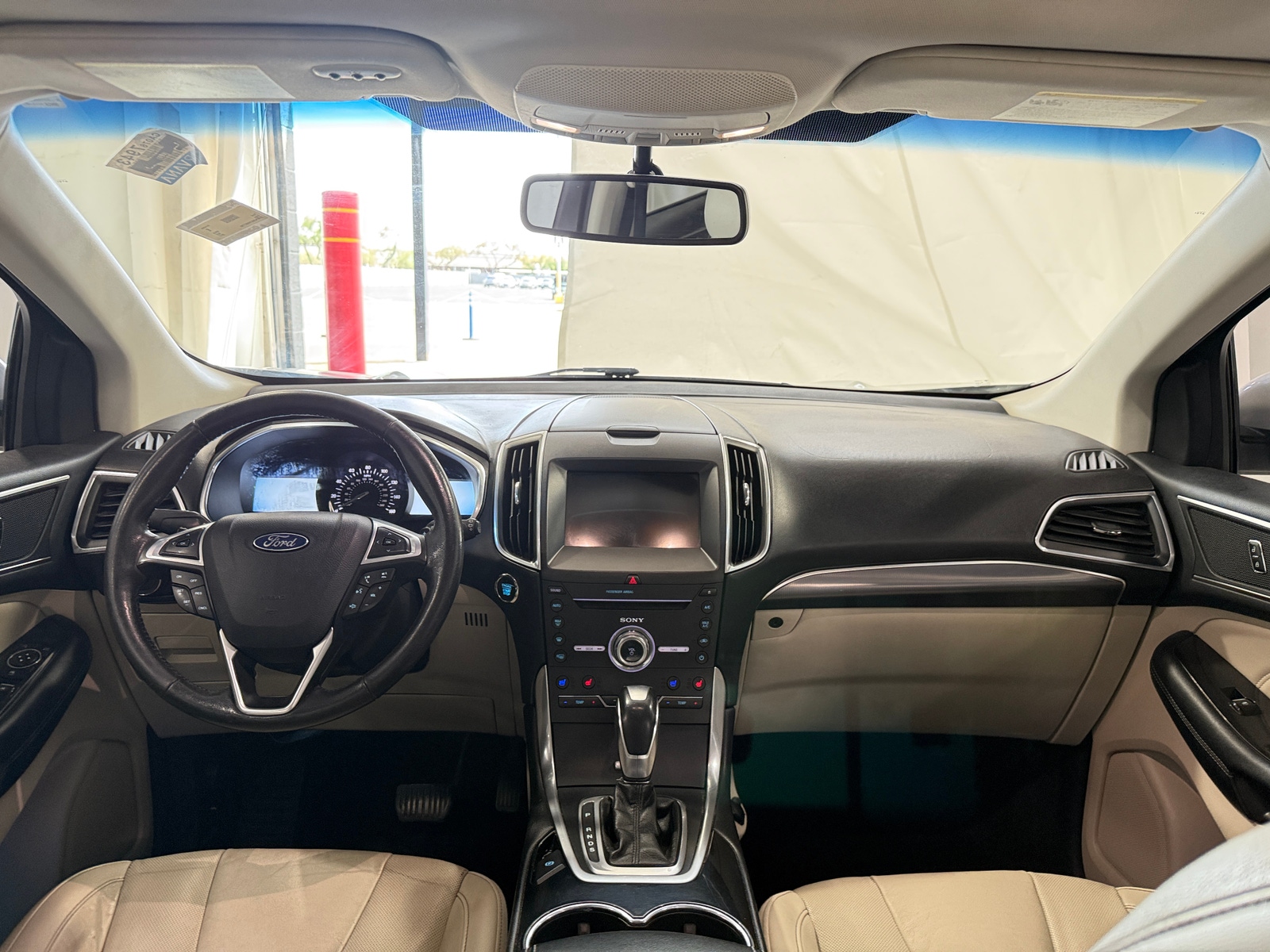 Thumbnail: 2017 Ford Edge - 2